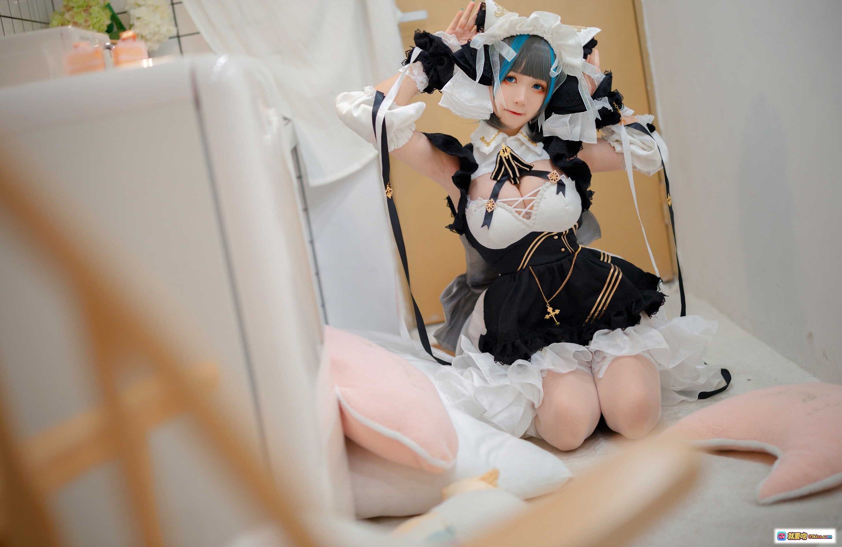 图片[10] - 樱落酱NO.017柴郡女仆装Cosplay写真 甜美蓝发少女手持甜点 白黑蕾丝洛丽塔风 室内软萌摆拍 28P高清图集 - 就要吻