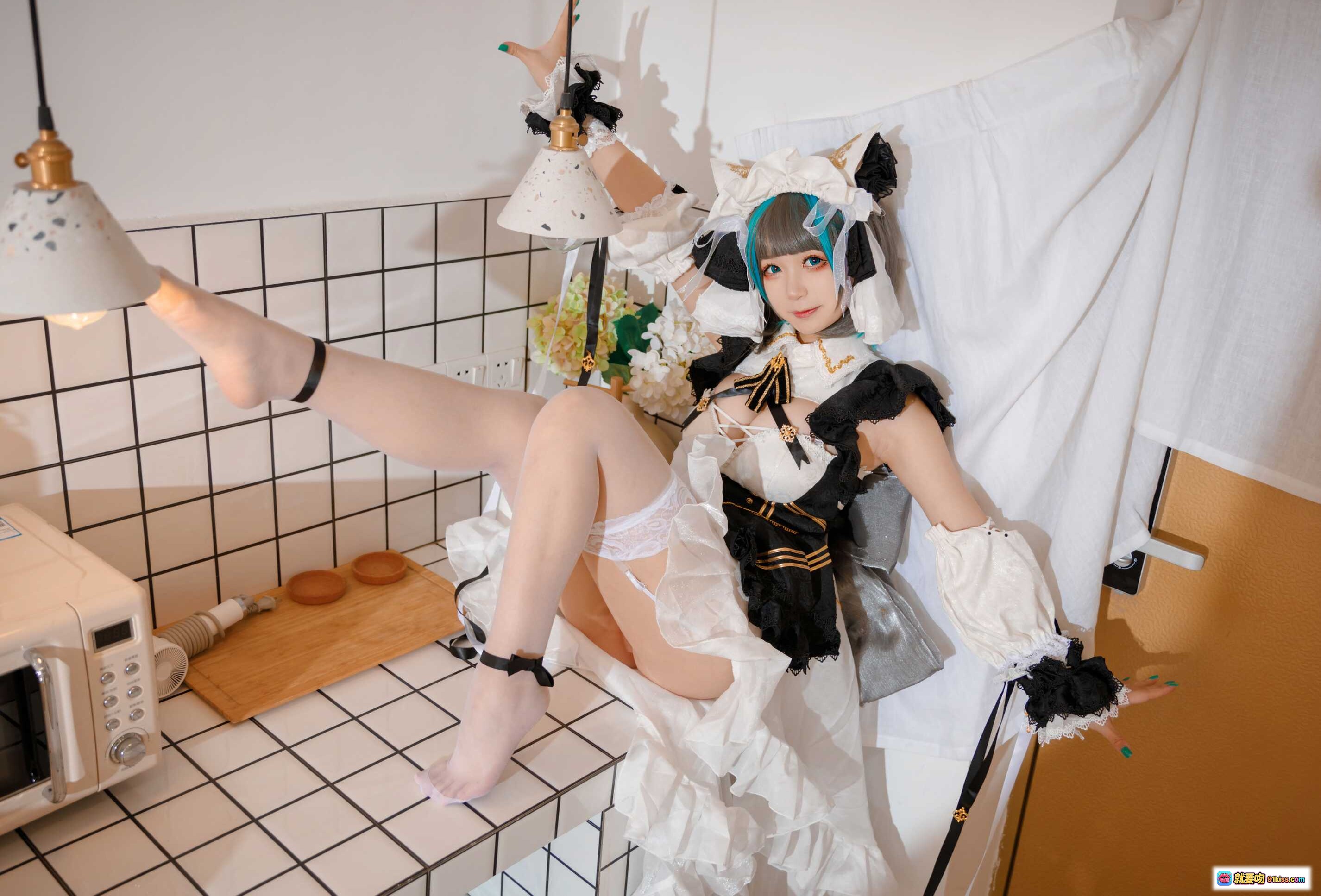 图片[6] - 樱落酱NO.017柴郡女仆装Cosplay写真 甜美蓝发少女手持甜点 白黑蕾丝洛丽塔风 室内软萌摆拍 28P高清图集 - 就要吻