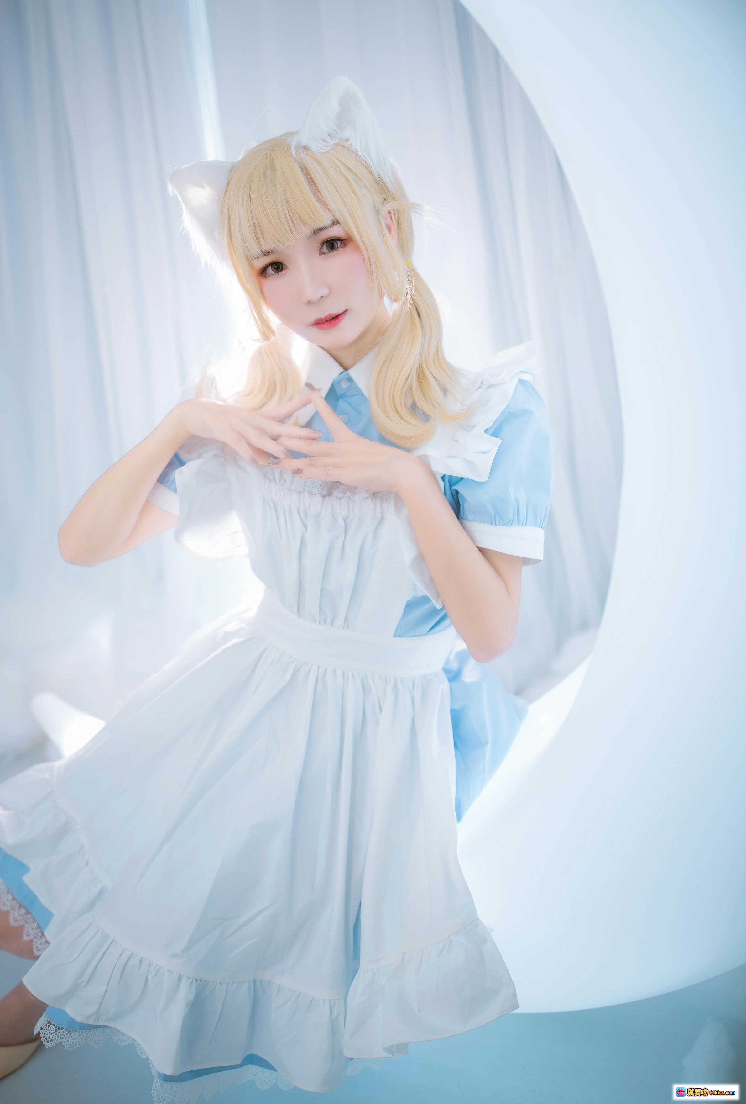 图片[4] - 北之北 VOL.11 女仆装写真 | 蓝白洛丽塔裙装 | 猫耳少女摆拍 | 梦幻窗帘背景 | 甜美日系风格 | 9P高清图集 - 就要吻