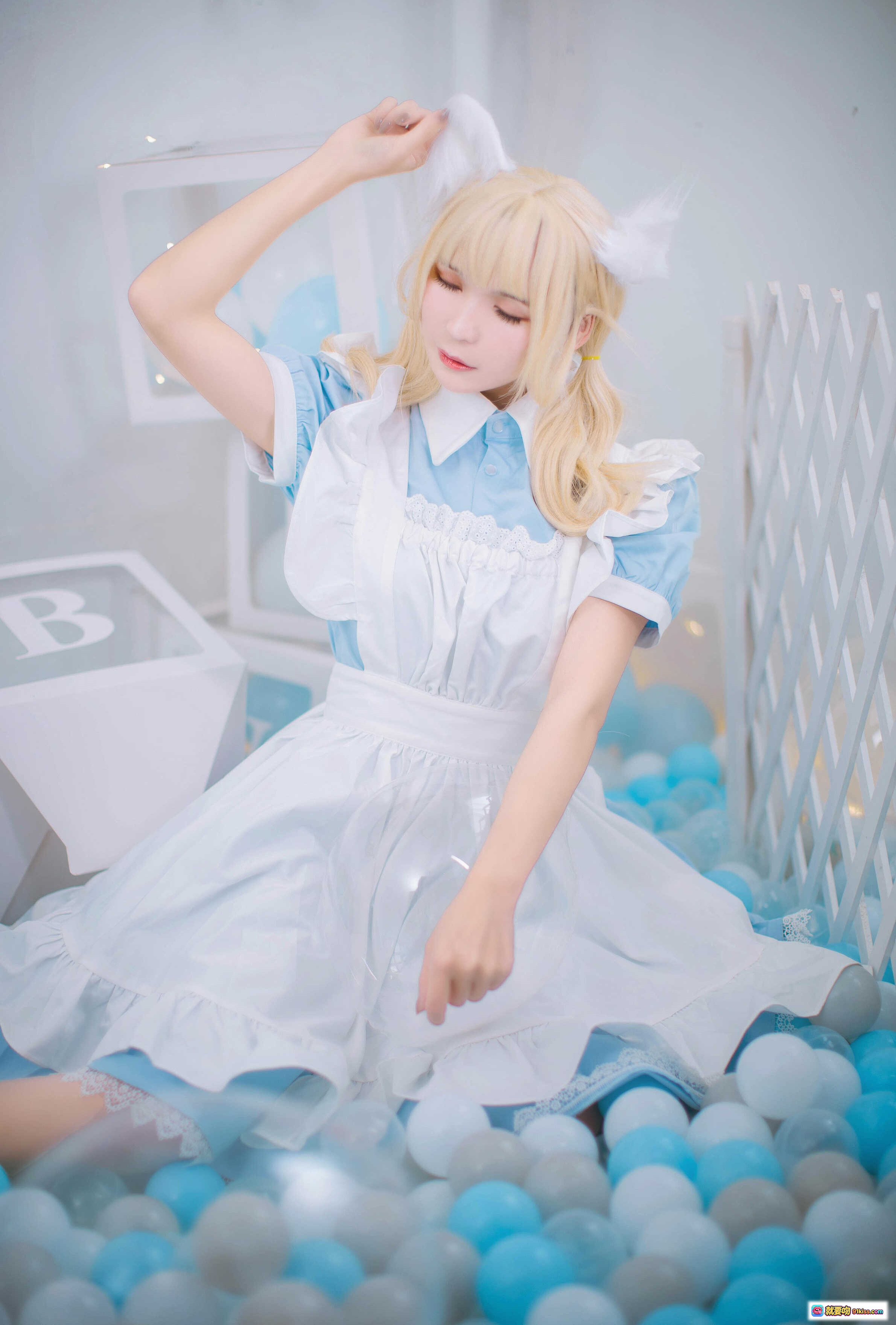 图片[9] - 北之北 VOL.11 女仆装写真 | 蓝白洛丽塔裙装 | 猫耳少女摆拍 | 梦幻窗帘背景 | 甜美日系风格 | 9P高清图集 - 就要吻