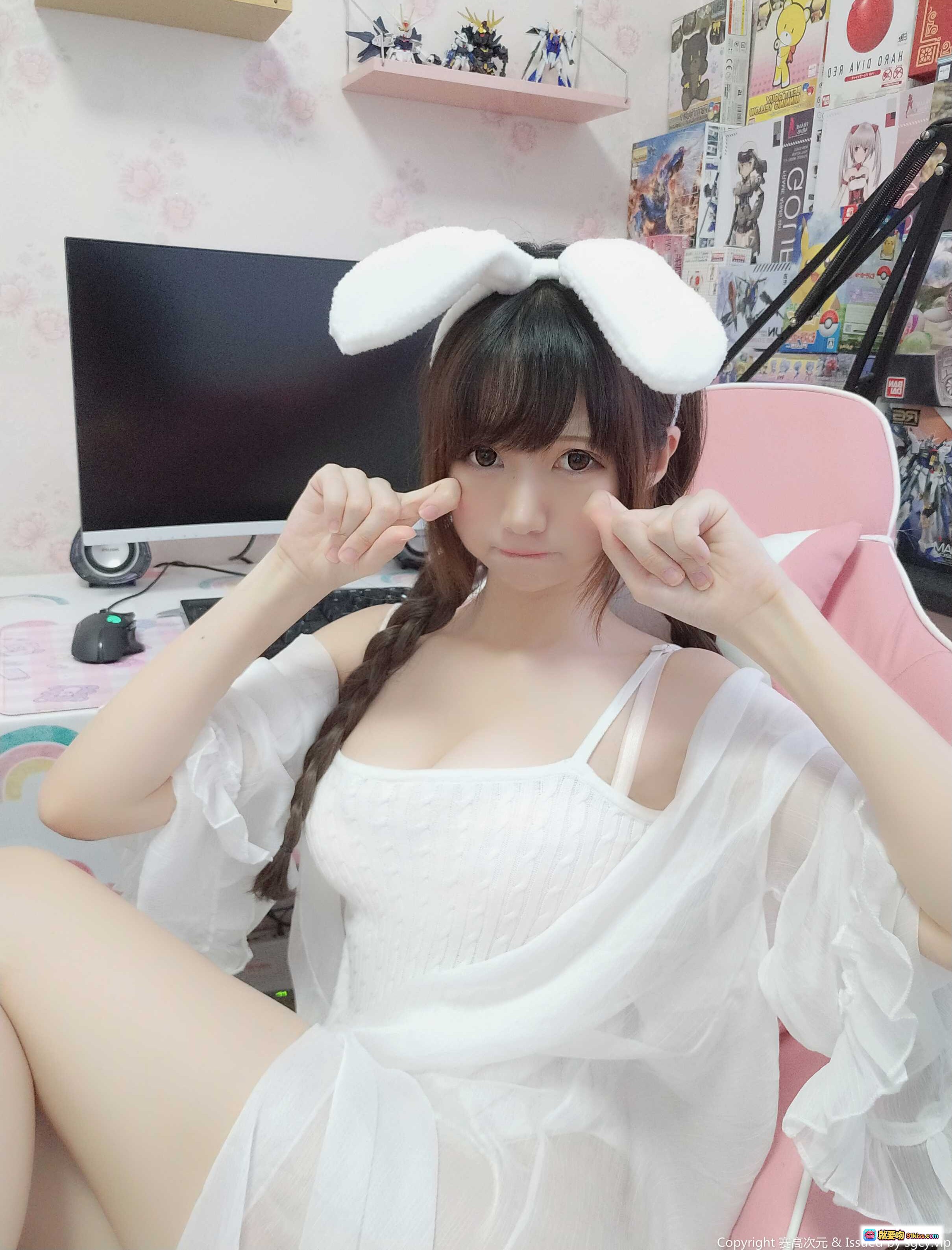 图片[7] - Nagesa魔物喵NO.018兔子自拍写真 白色兔耳发箍双马尾少女居家萌系穿搭粉色电竞椅电脑桌背景可爱甜心风格高清图集 - 就要吻