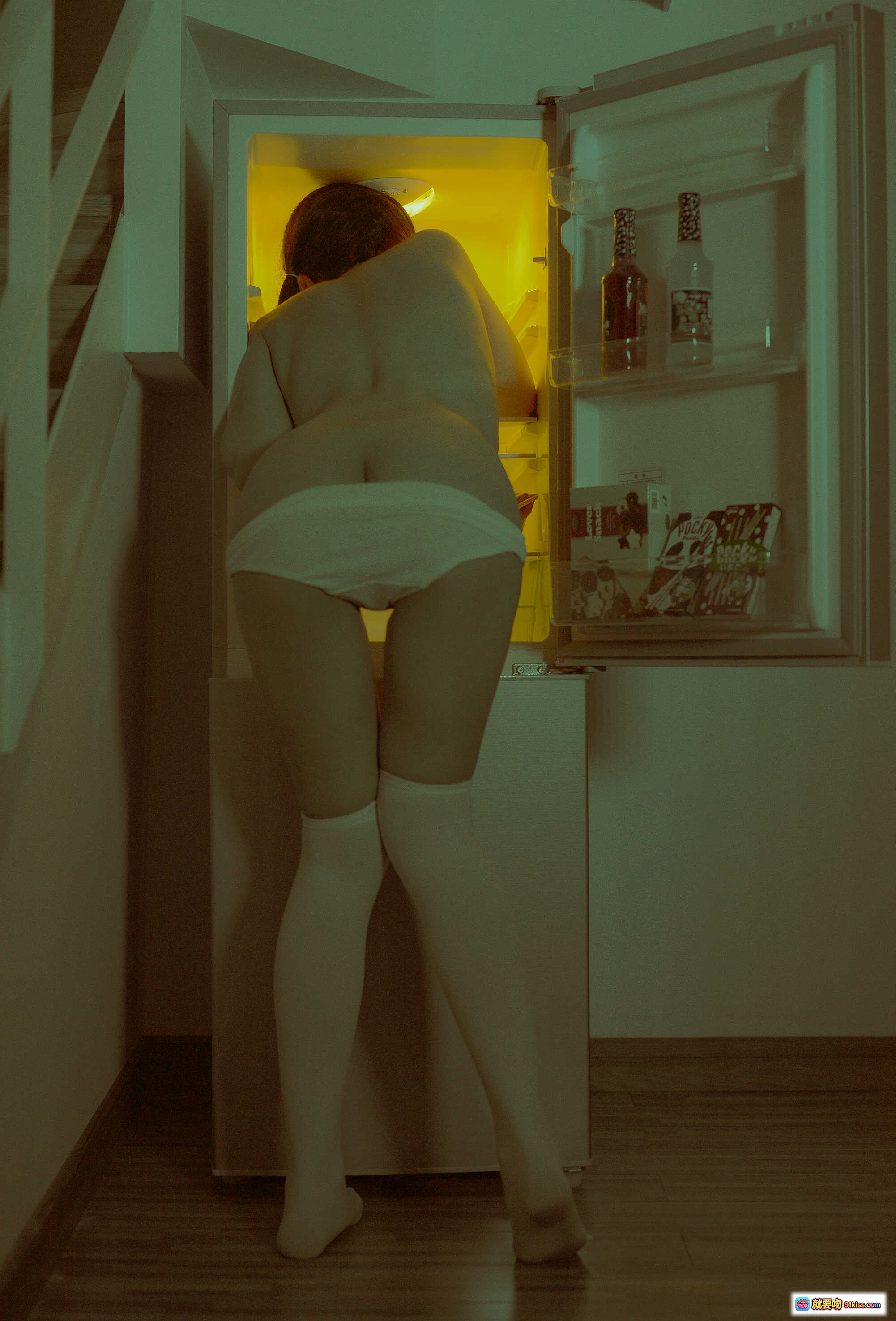 图片[4] - Nagesa魔物喵 新蔻島シンコウジマ 003 白い下着 ミルククリームまみれ キッチン撮影 ファッションコスプレ ハイクオリティ写真集 - 就要吻