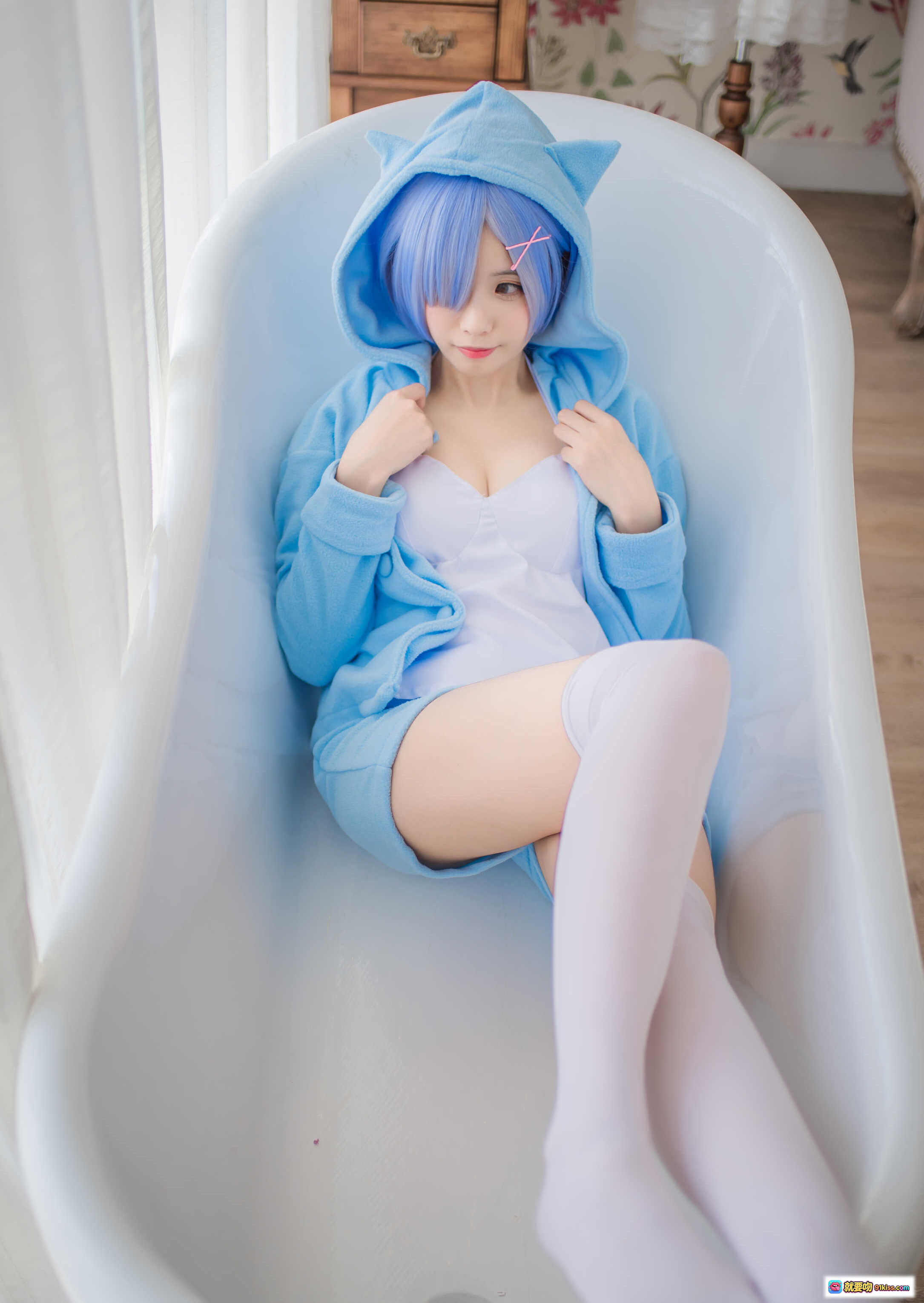 图片[6] - 小野妹子W NO.025 蕾姆蓝色精灵 白色丝袜美腿浴缸写真 22P高清图集 - 就要吻