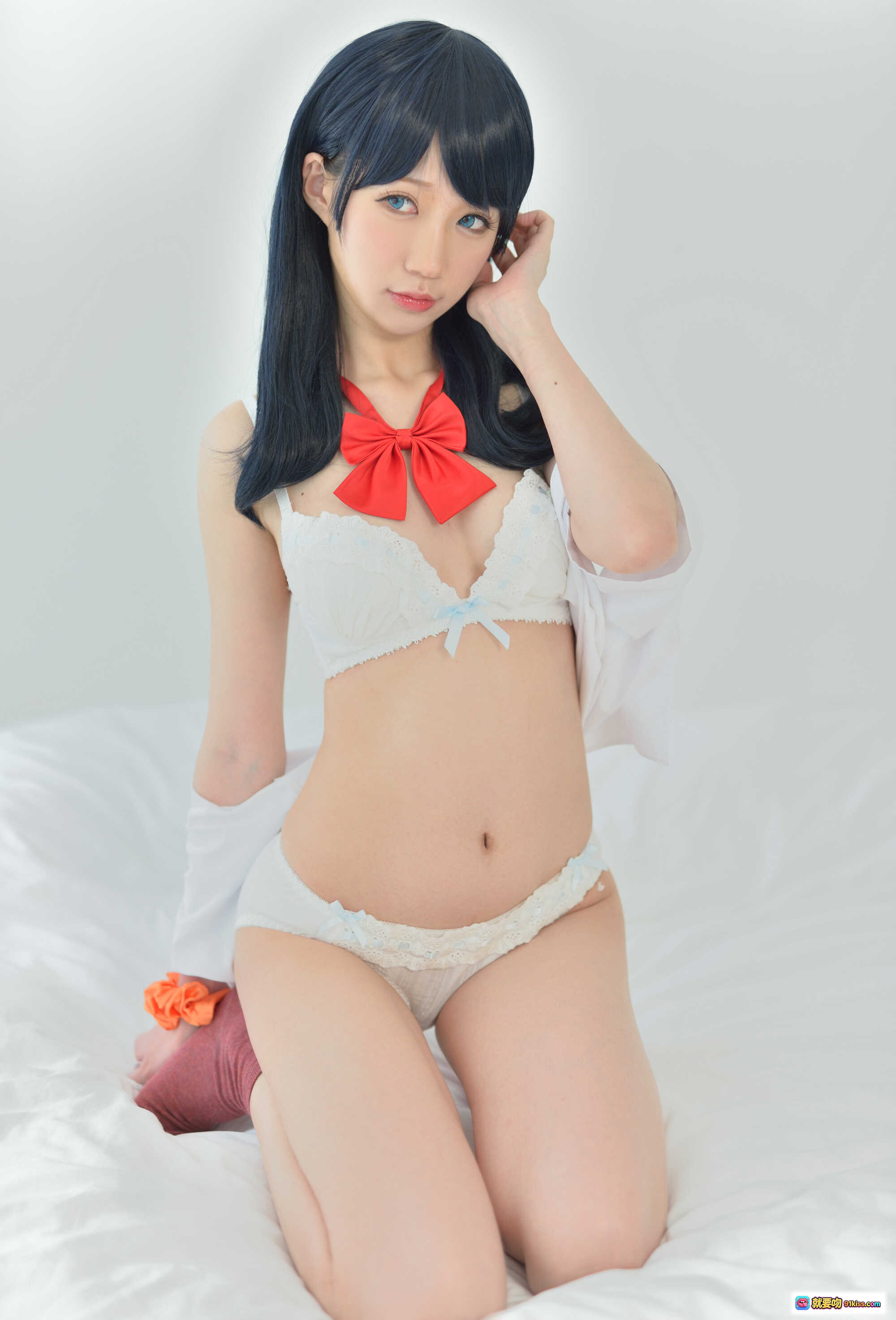 图片[9] - Nagesa魔物喵VOL.09宝多六花cos写真 96P高清美图 白色内衣红领结少女坐姿私房照 - 就要吻