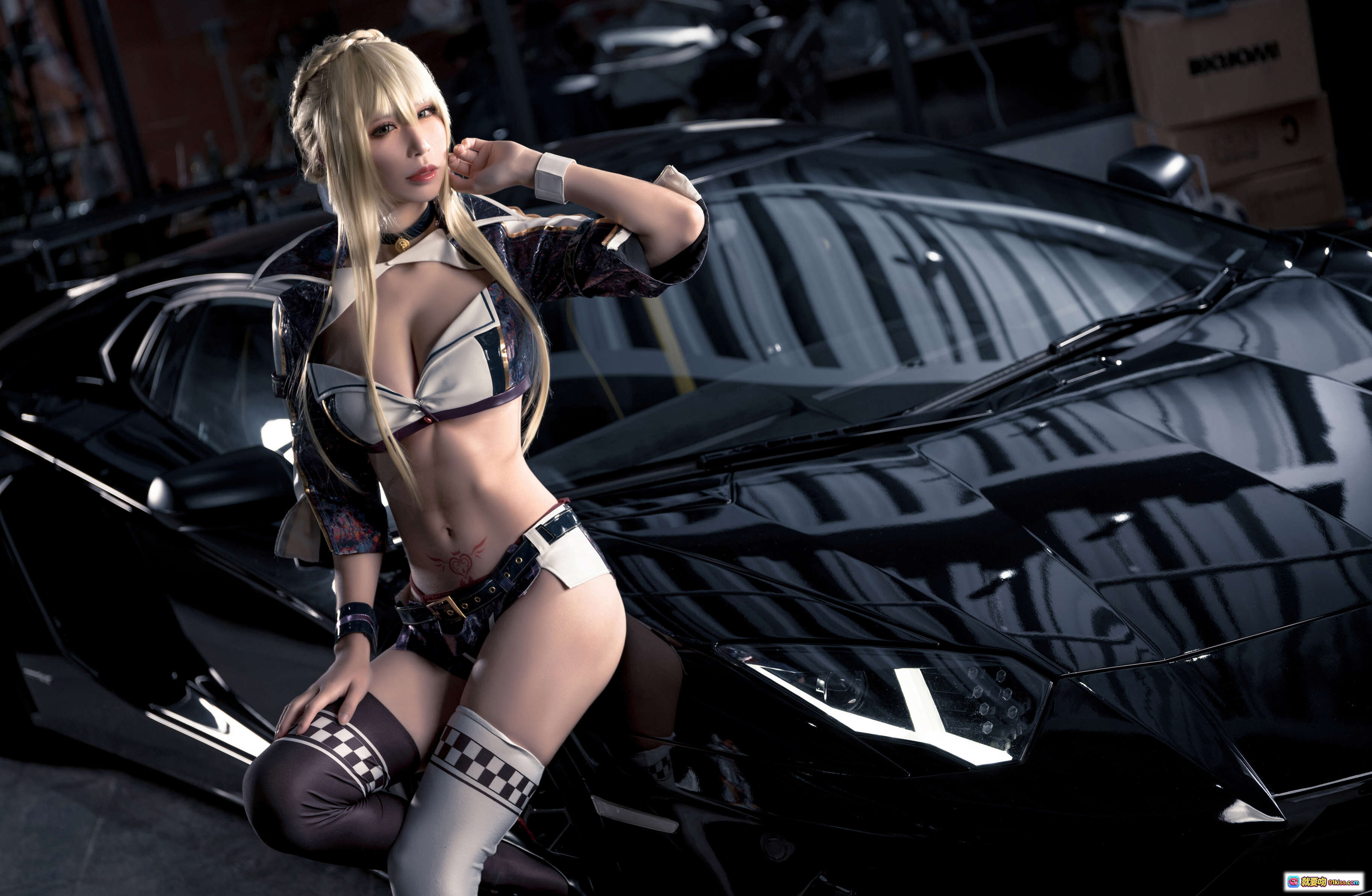图片[7] - 爱老师玛修黑枪呆同人赛车写真 | 36P高清美图 | 赛车女郎造型 | 时尚性感穿搭 | 黑色跑车背景 - 就要吻