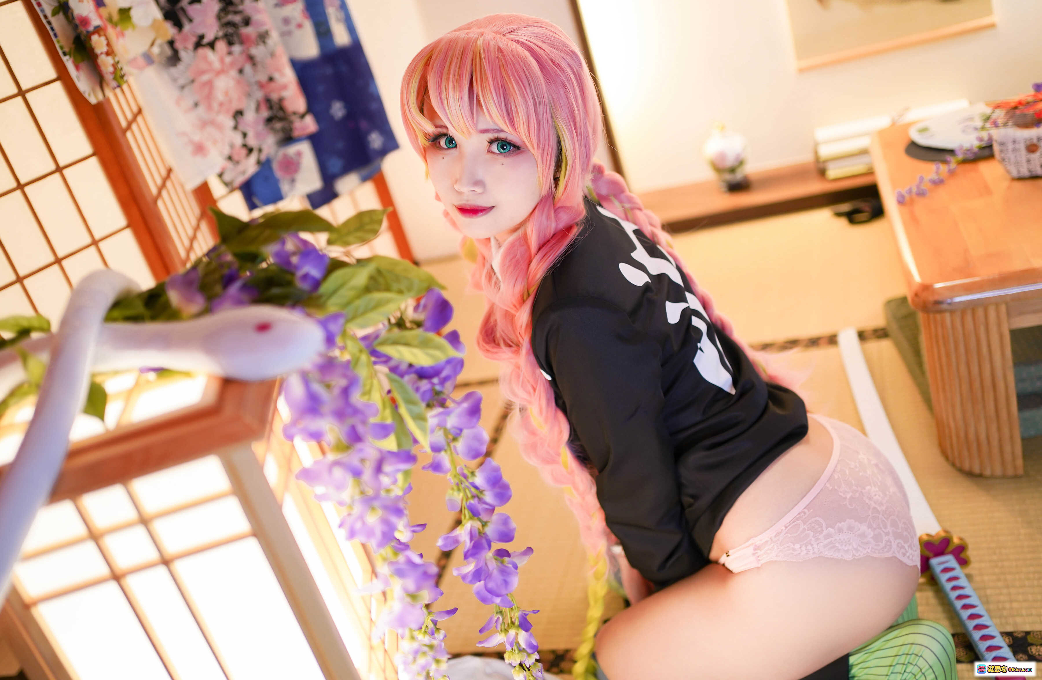 图片[5] - KaYa萱NO.029鬼灭之刃甘露寺蜜璃Cosplay写真 35P高清美图 日式和风场景 粉绿双马尾 白衬衫黑裙绿条纹袜 二次元动漫角色还原 - 就要吻