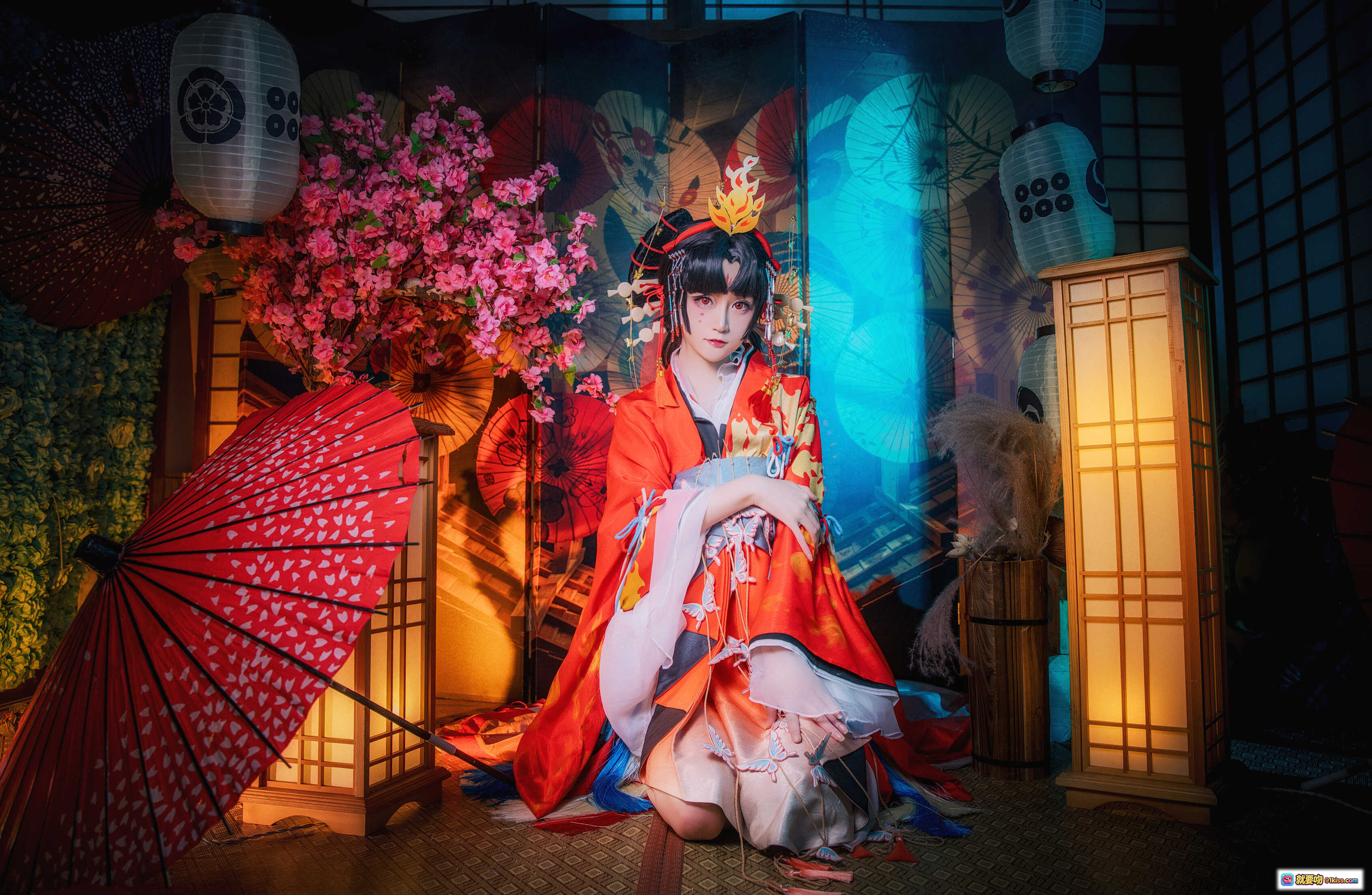 yui金鱼NO.021蝶步韶华和风写真｜红橙和服少女·樱花伞灯·日式屏风布景·古风Cosplay美图集 - 就要吻