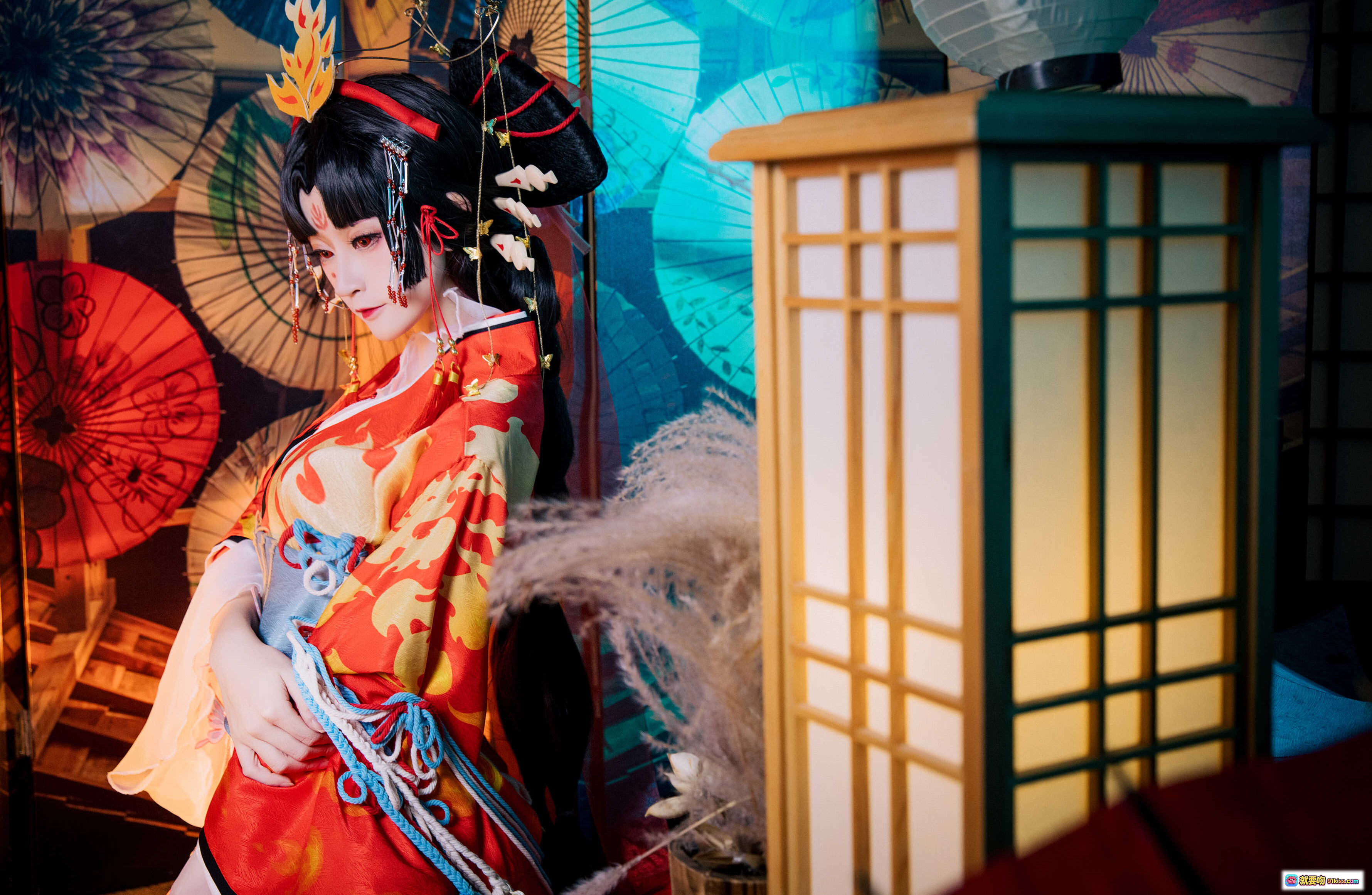 图片[5] - yui金鱼NO.021蝶步韶华和风写真｜红橙和服少女·樱花伞灯·日式屏风布景·古风Cosplay美图集 - 就要吻