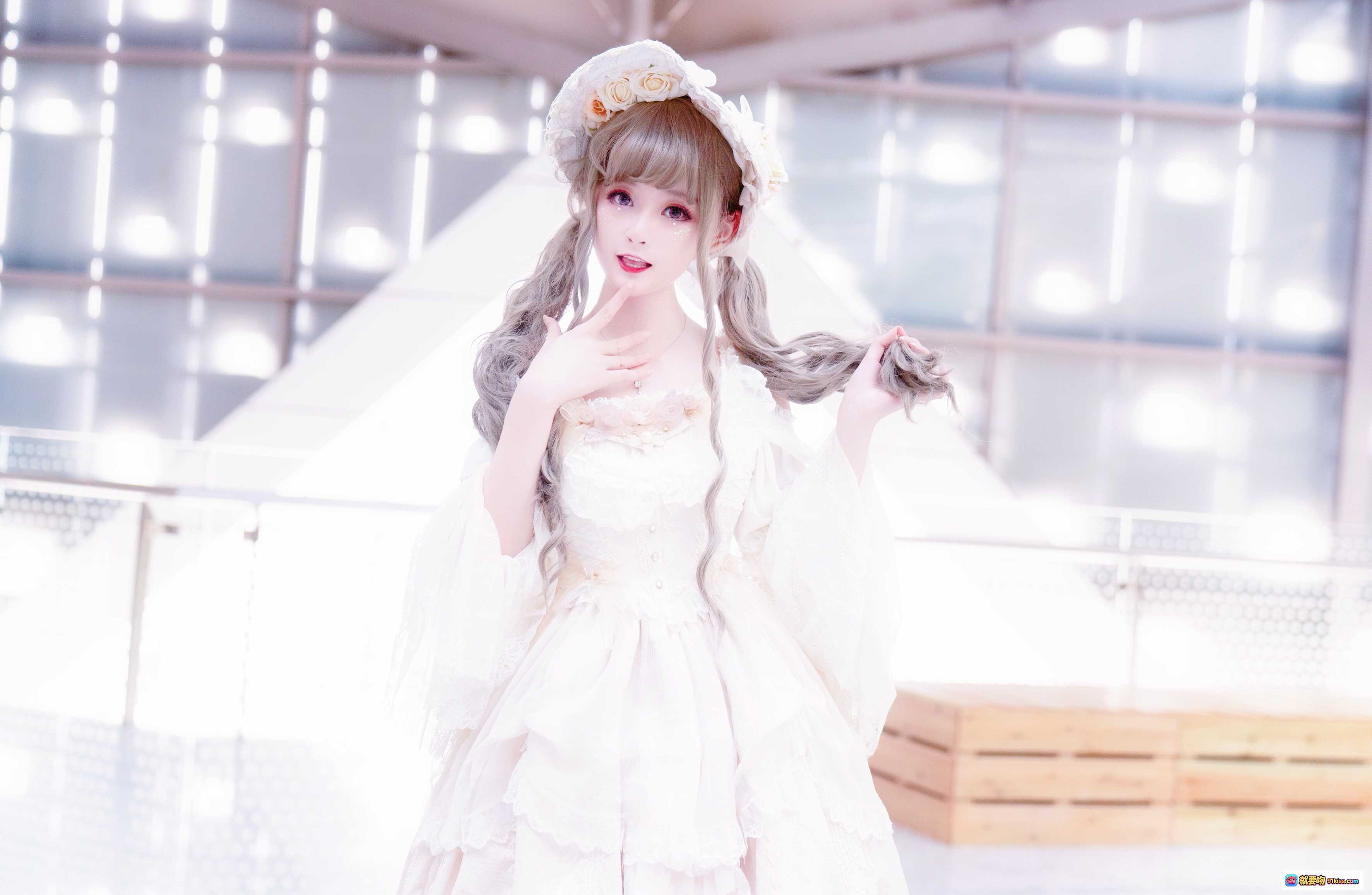 图片[10] - yui金鱼NO.001洛丽塔写真｜甜美蕾丝裙+双马尾造型+梦幻白色系Lolita穿搭 - 就要吻