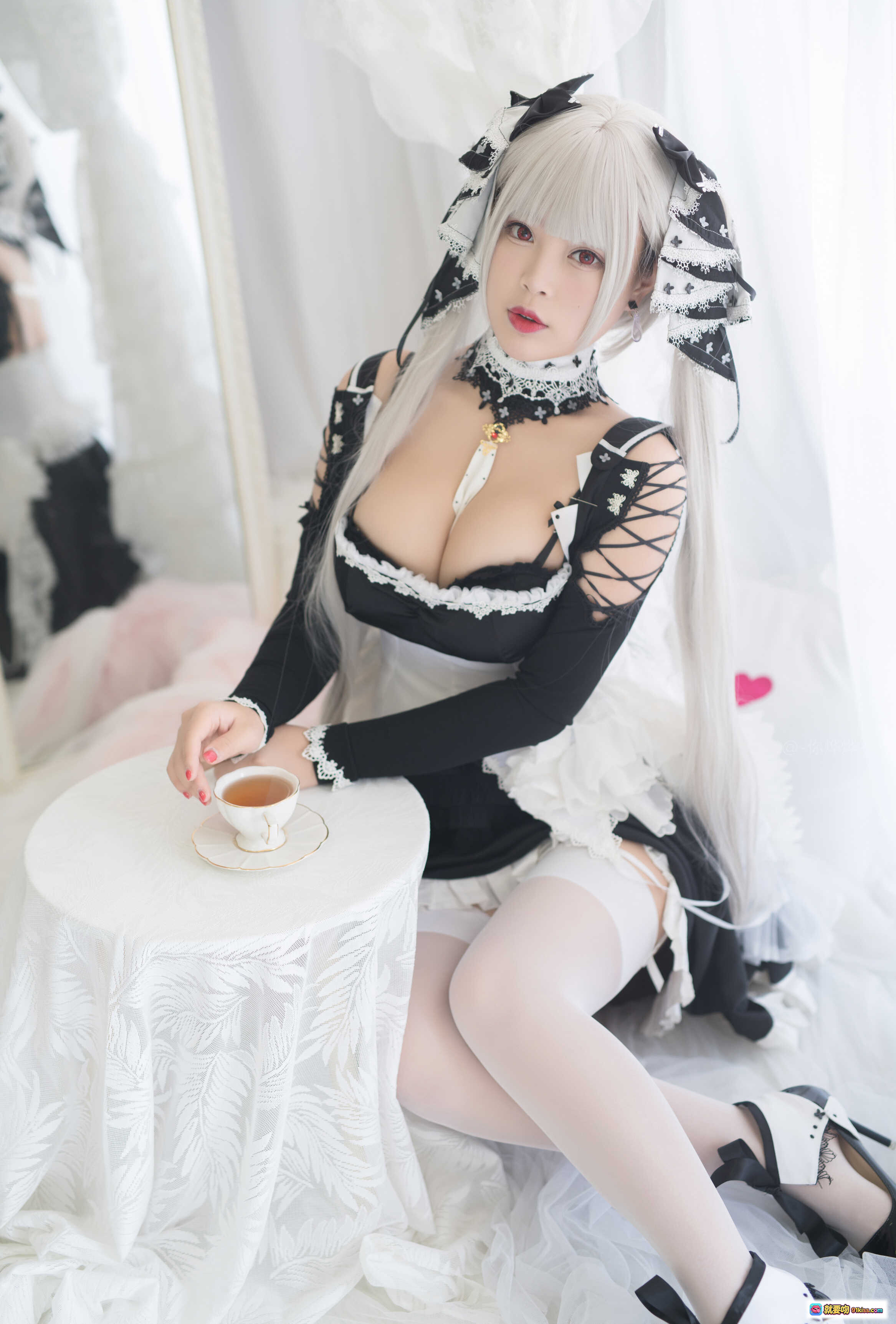 图片[8] - 白烨VOL.022可畏cosplay写真｜黑白色洛丽塔女仆装｜长发假发蕾丝装饰｜丝袜高跟椅上姿势｜78P高清图集 - 就要吻