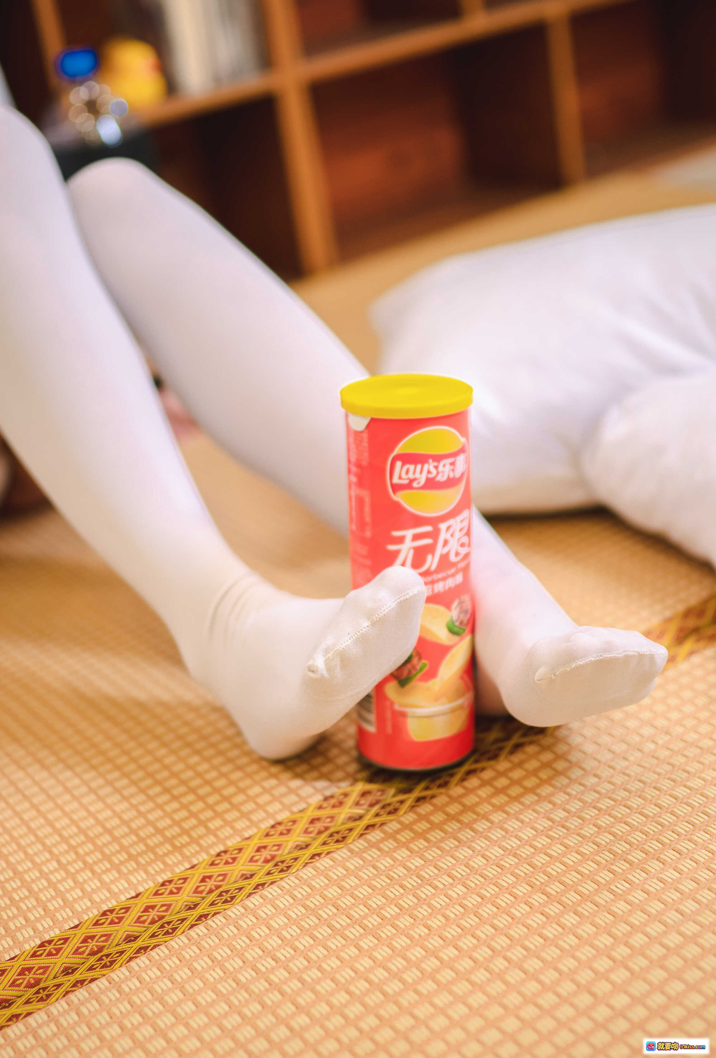 图片[10] - 蠢沫沫NO.026凌波宅t写真集 白色运动风短裙蕾丝内搭 日系清新美腿特写 43P高清图包 - 就要吻