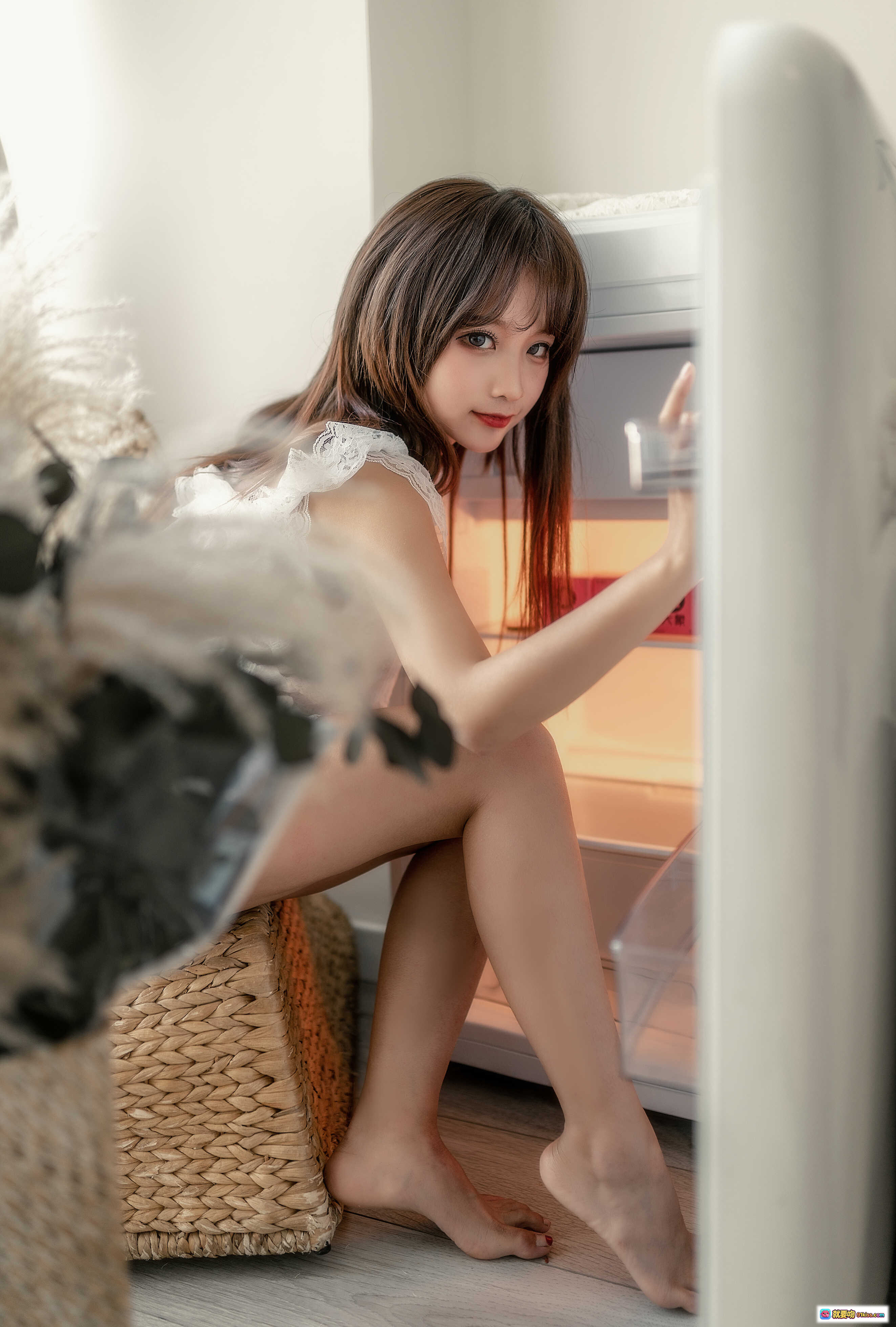 图片[2] - 蠢沫沫NO.104大象主题白睡衣写真 29P高清美腿特写 粉色包装创意摆拍 甜美私房风 - 就要吻