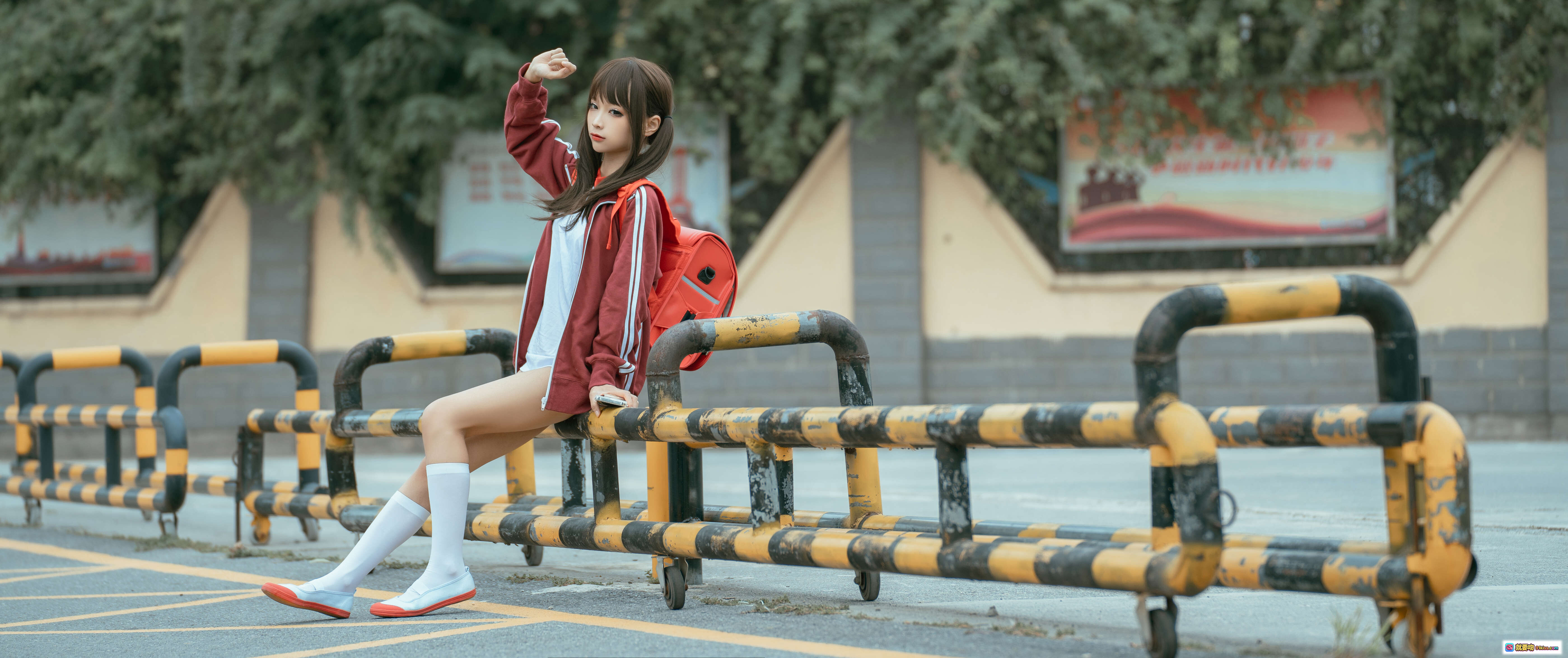 图片[4] - 蠢沫沫NO.118叫兽的恶作剧Ⅳ校园风少女街拍写真 194P高清图集 白袜红书包青春活力场景 - 就要吻