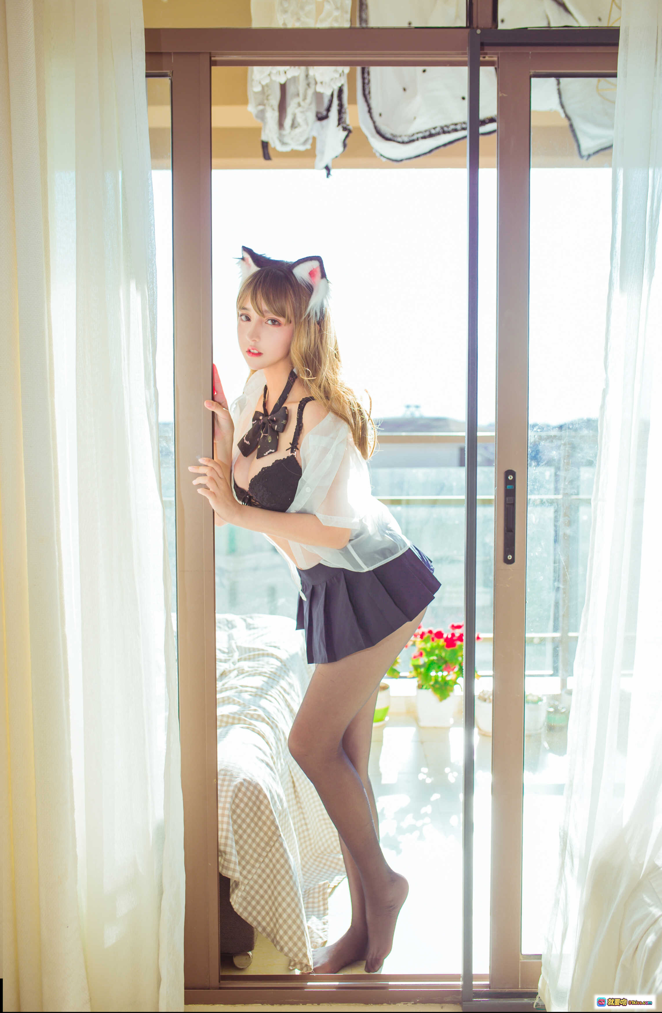 图片[3] - 过期米线线喵038阳台写真-猫耳少女黑丝蕾丝裙性感私房照24P高清图集 - 就要吻
