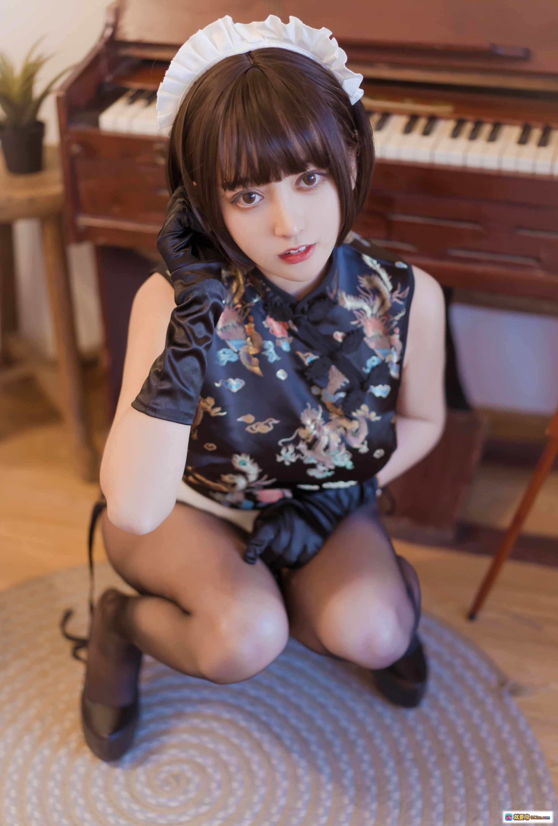 图片[5] - 过期米线线喵091米线黑色旗袍写真43P61MB龙纹绑带黑丝美腿性感私房摄影 - 就要吻