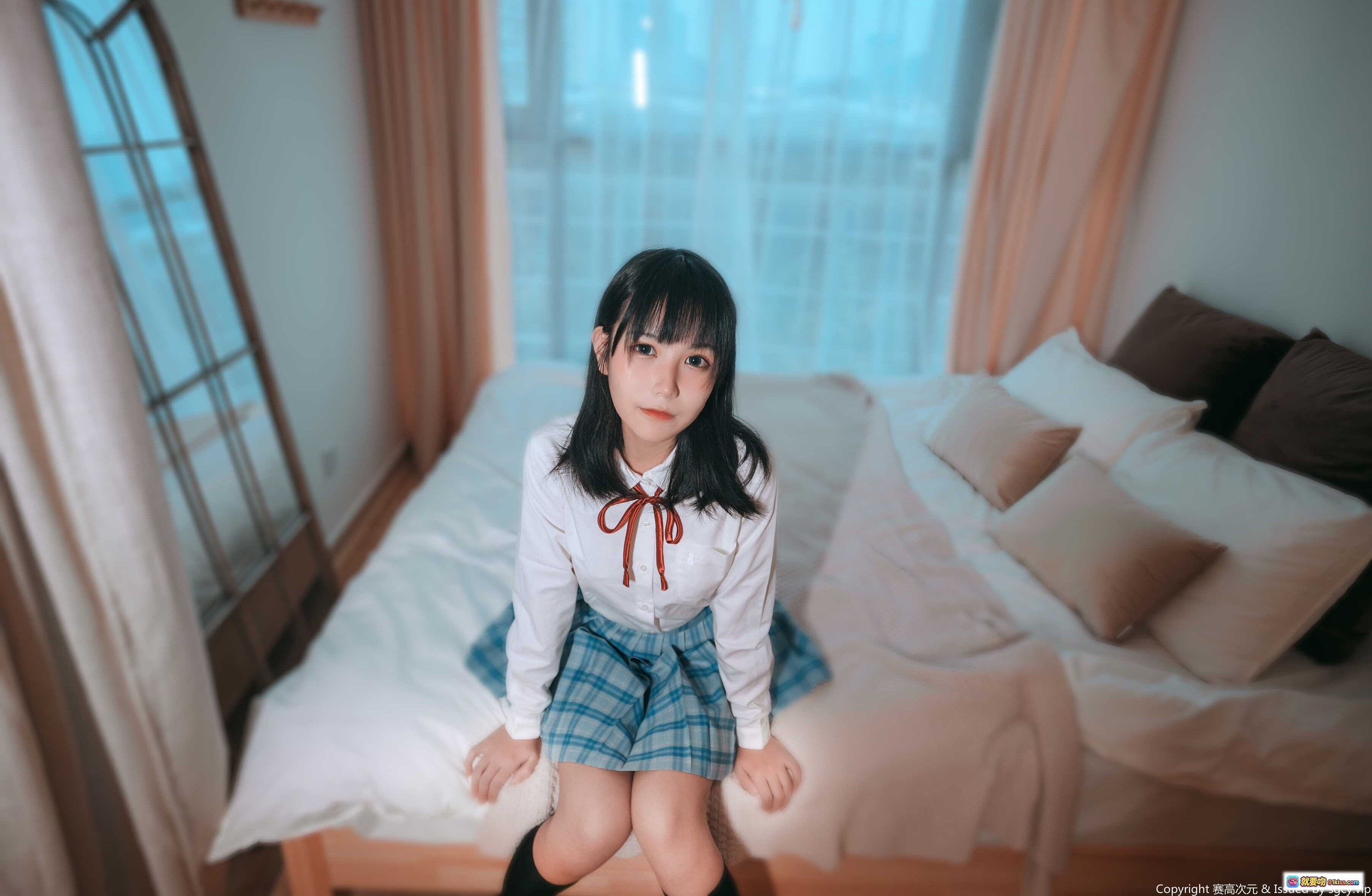 图片[8] - 逐月SU女儿的朋友写真集NO.022｜日系校服少女室内私房摄影14P高清图集 - 就要吻