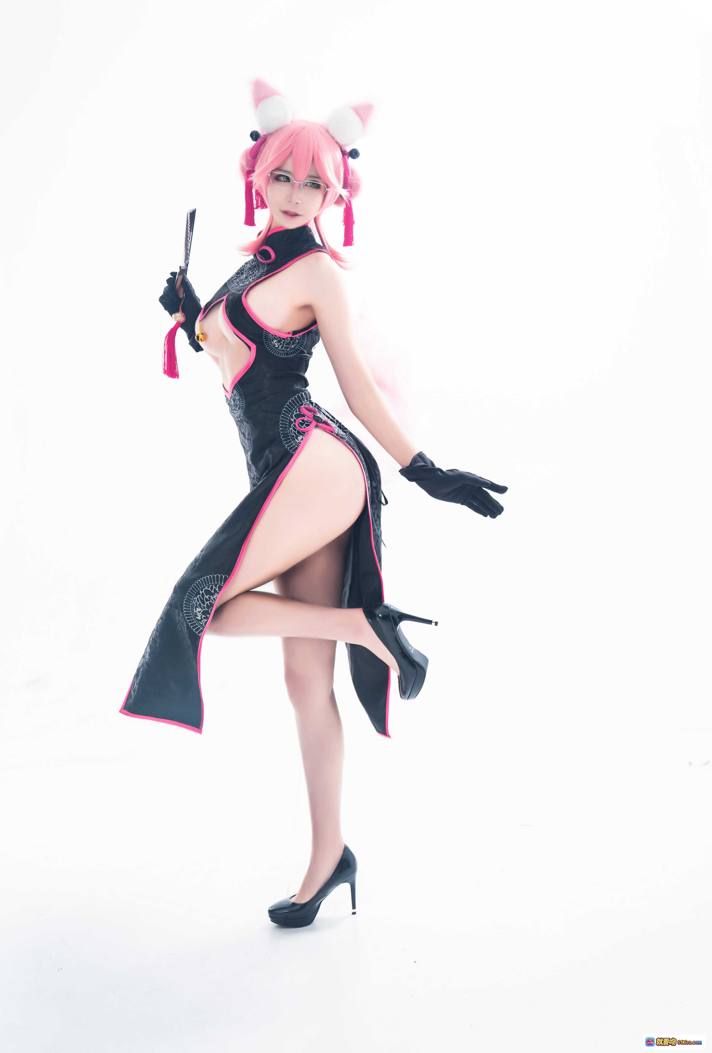 图片[6] - 爱老师玉藻前cosplay粉发旗袍眼镜造型精致写真图集 - 就要吻