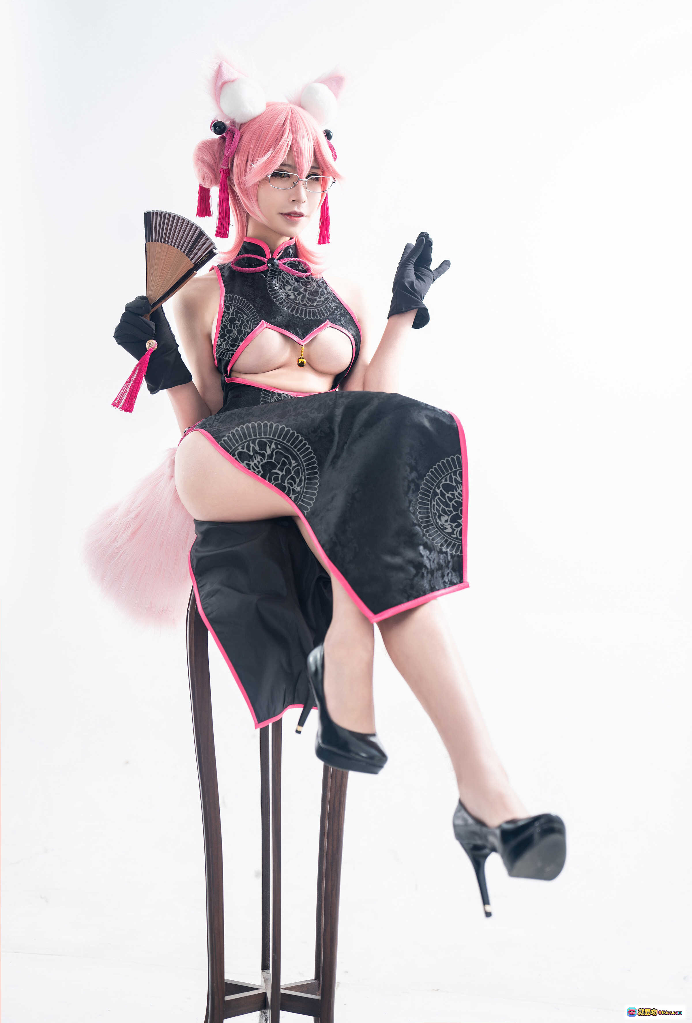 图片[7] - 爱老师玉藻前cosplay粉发旗袍眼镜造型精致写真图集 - 就要吻