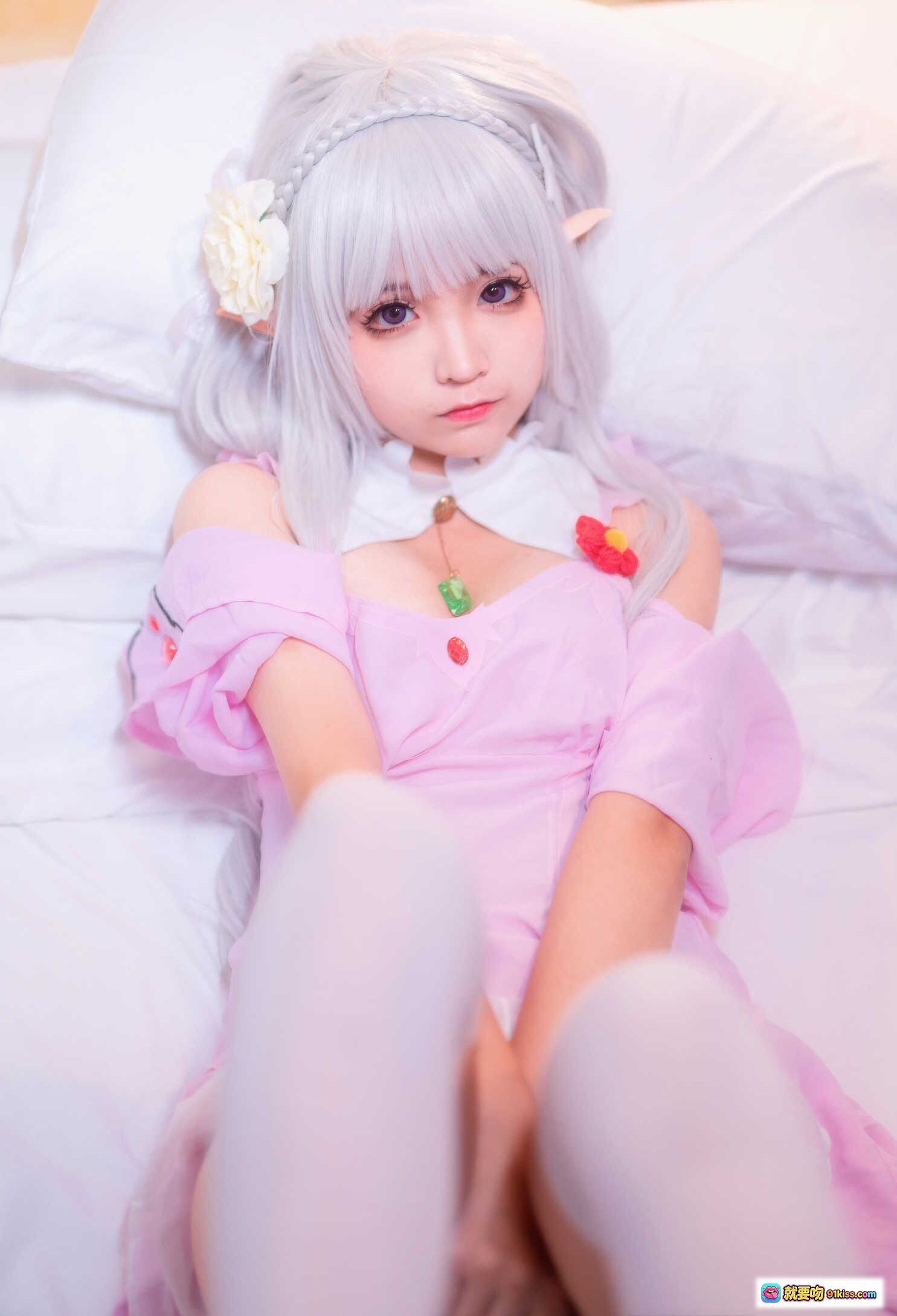 图片[4] - 蠢沫沫NO.005艾米莉亚粉色睡衣写真40P高清美腿白丝床照私房摄影 - 就要吻