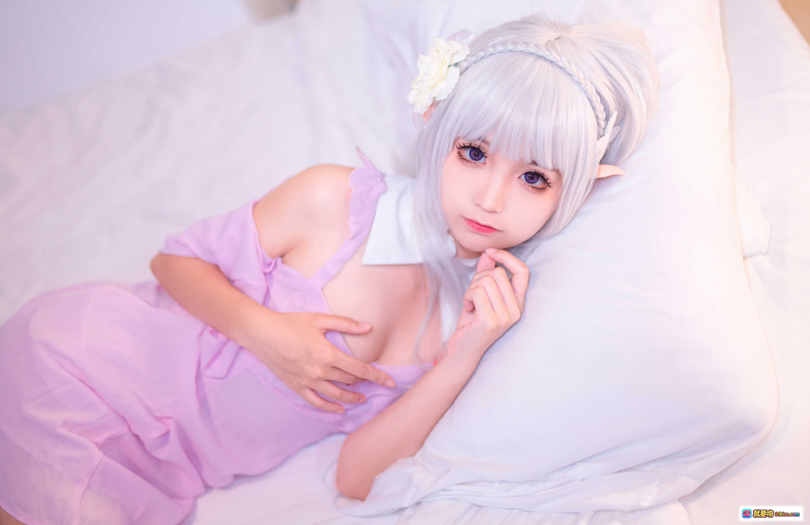 图片[9] - 蠢沫沫NO.005艾米莉亚粉色睡衣写真40P高清美腿白丝床照私房摄影 - 就要吻