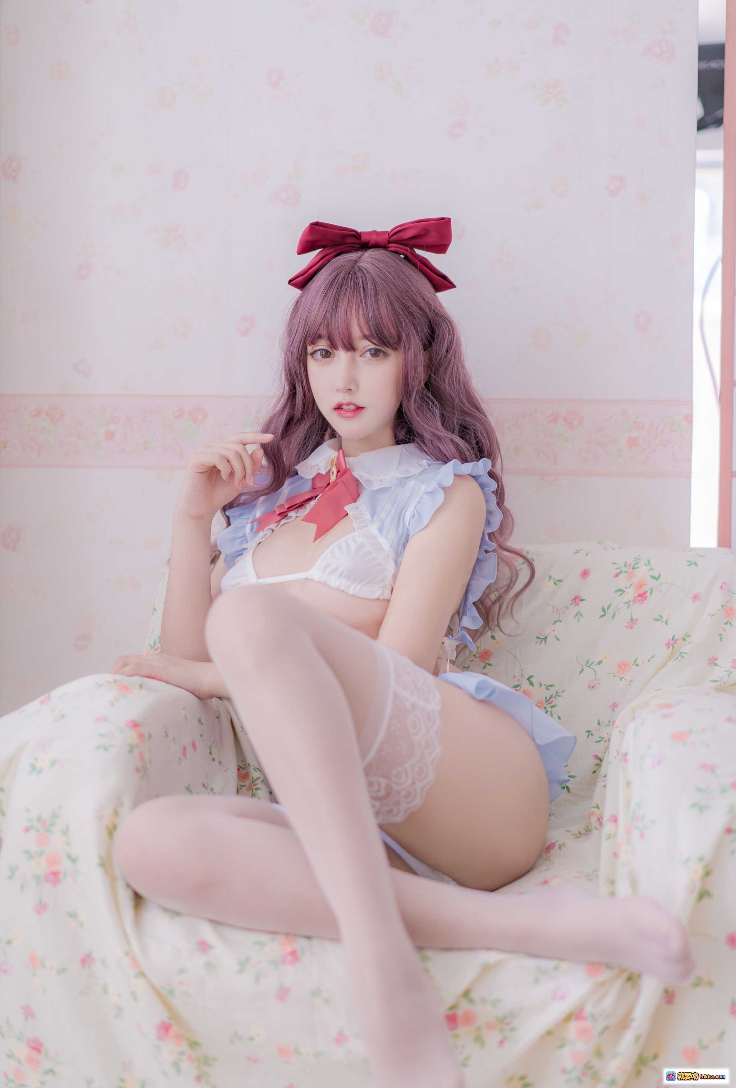 图片[1] - 过期米线线喵082米线棒棒糖写真集28P83MB 紫发少女蕾丝内衣白丝美腿居家私房照 - 就要吻