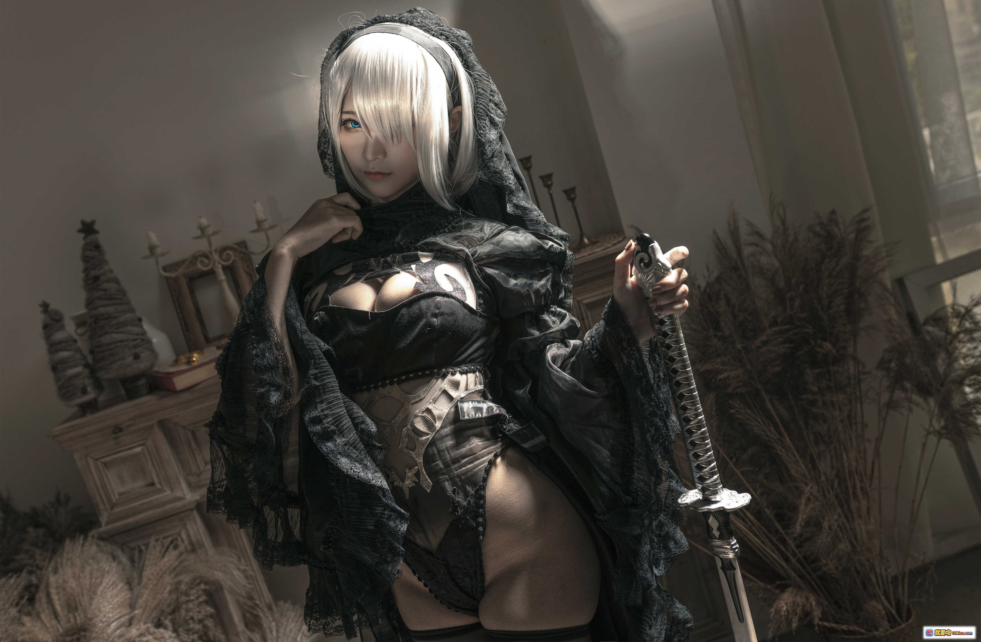 图片[2] - 蠢沫沫NO.100尼尔纪元黑花嫁Cosplay写真 20P高清美图 黑色蕾丝哥特风持剑造型 优雅神秘氛围感大片 - 就要吻