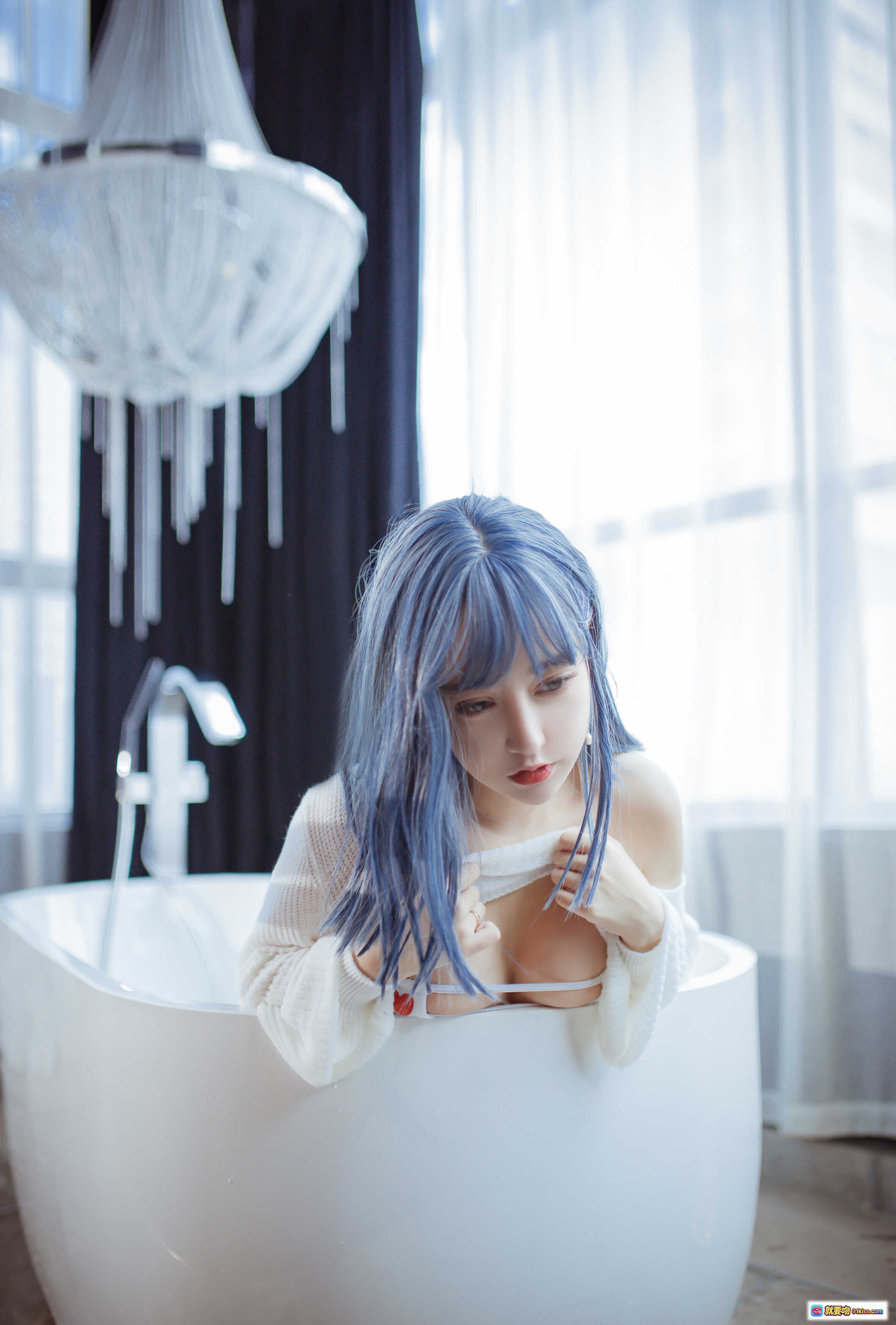 图片[3] - 蓝发少女浴缸写真｜白色针织衫湿身诱惑｜室内私房摄影｜过期米线线喵040米线23P高清图集 - 就要吻