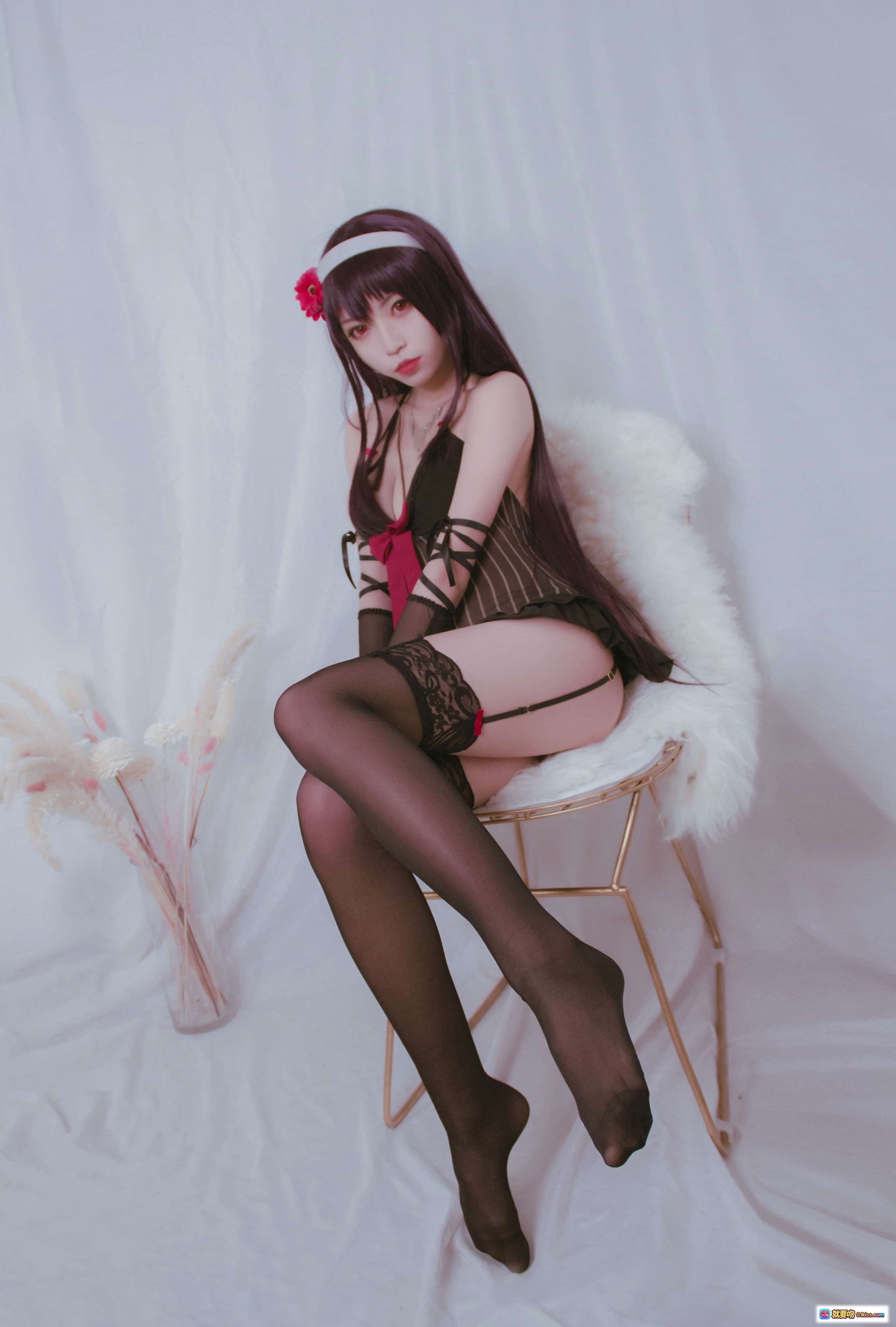 图片[6] - 白易子NO.25霞之丘诗羽Cosplay写真 黑丝美腿红花发饰性感优雅室内摄影10P高清图集 - 就要吻