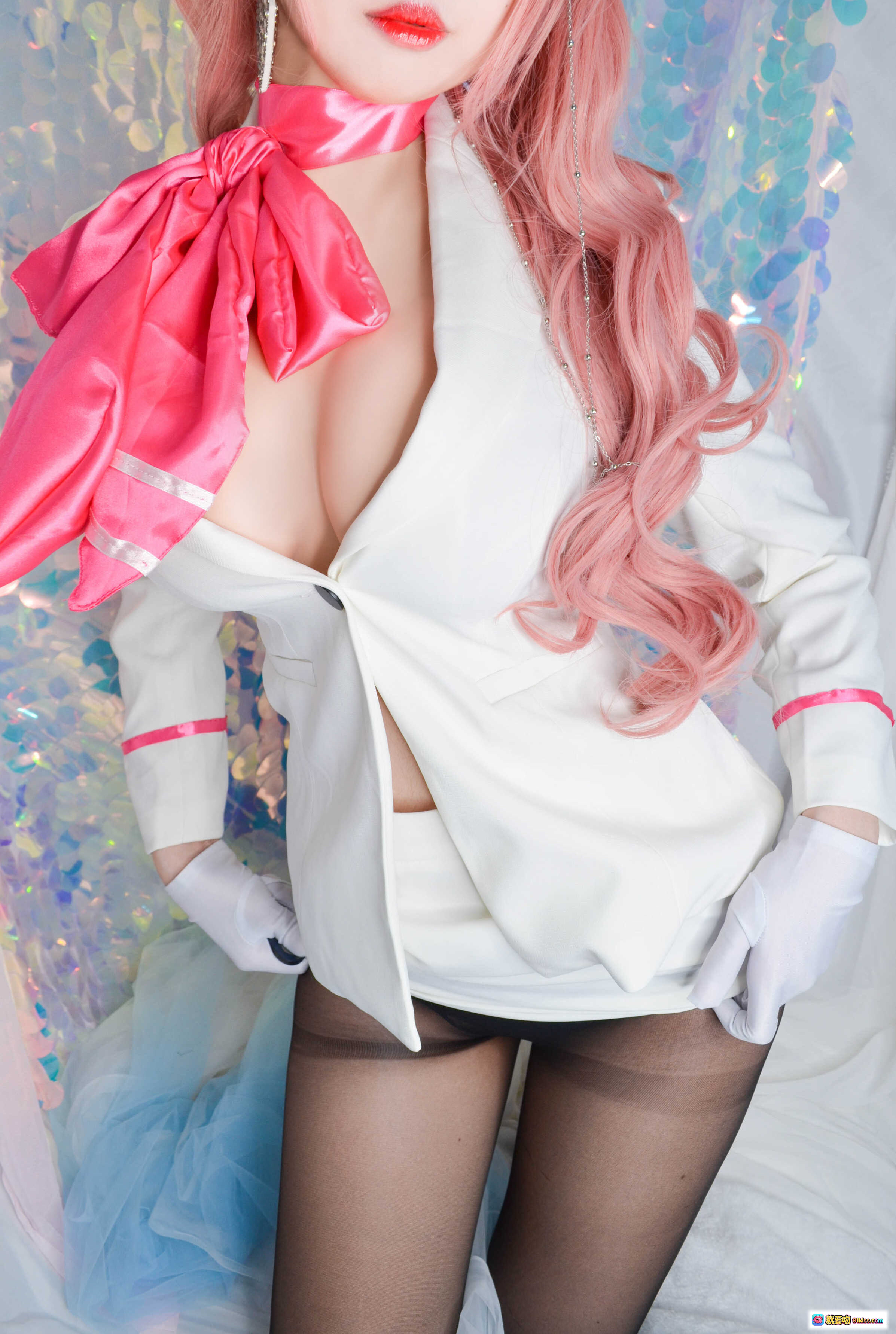 图片[10] - KaYa萱 NO.002 杀玉藻前秘书Ver黑丝美臀写真 15P高清图集 白衬衫粉领结造型 闪亮背景私房摄影 - 就要吻