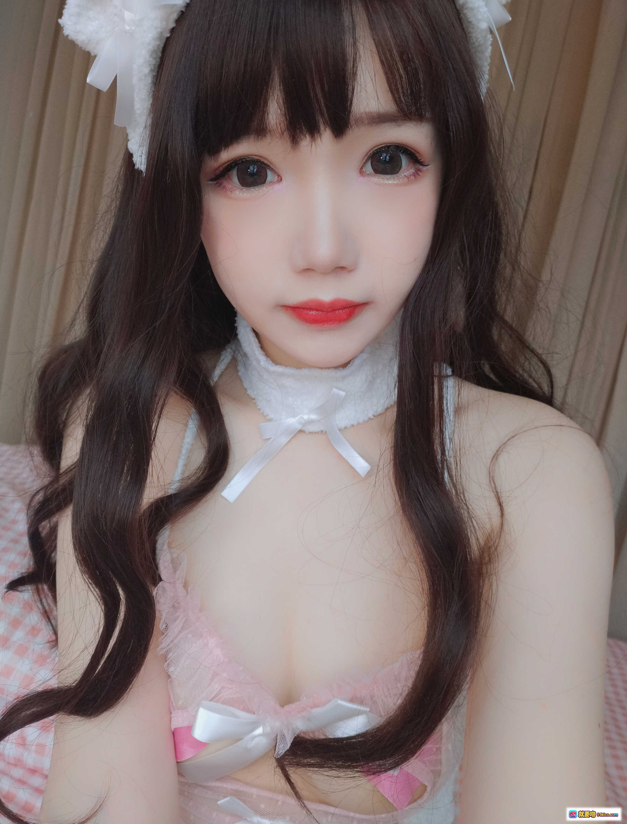 图片[1] - 雪晴Astra NO.027 牧场物语金丝熊主题写真 甜美女仆装 白色绒毛发饰 粉纱裙蕾丝细节 清新少女风 自拍特写美图 - 就要吻