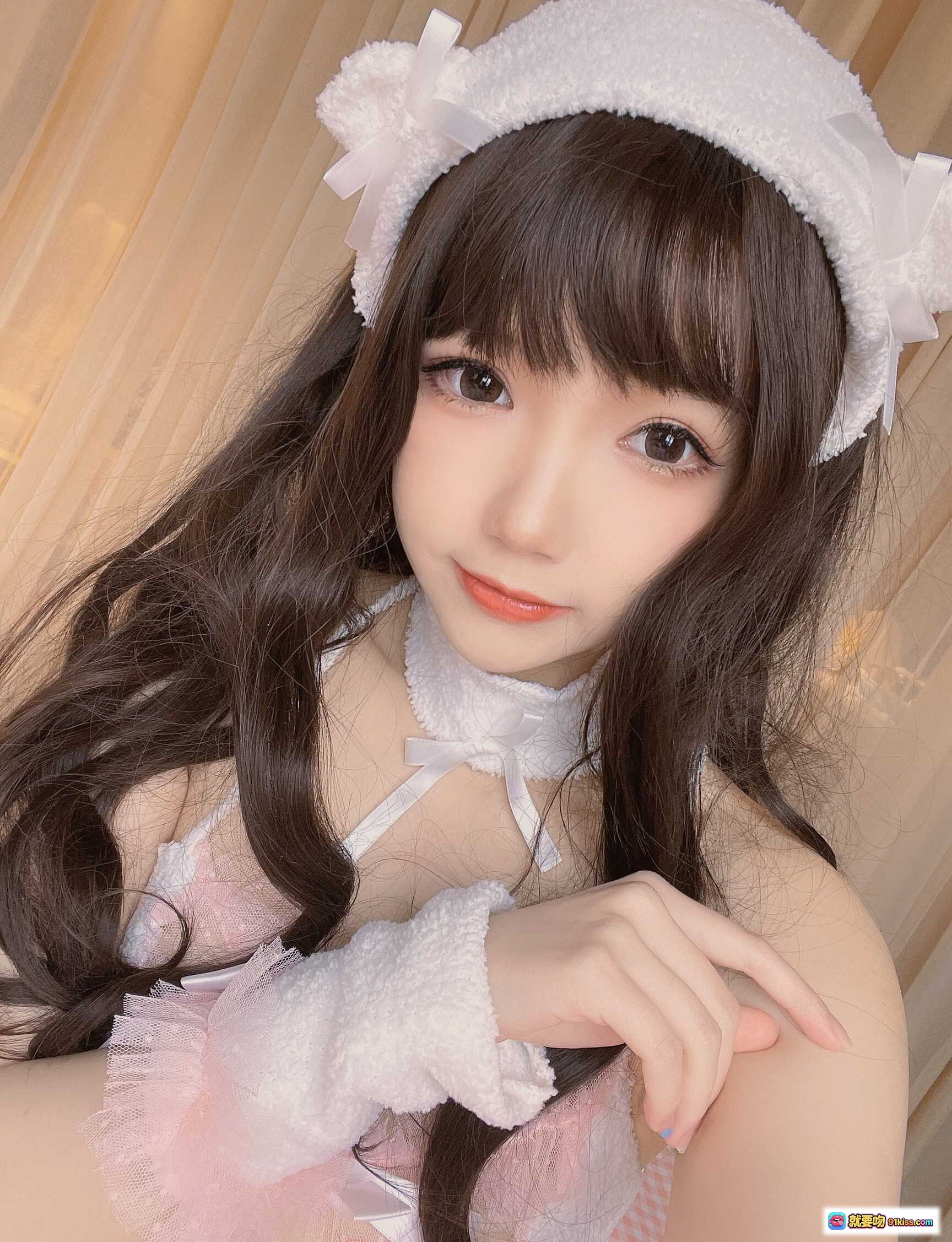 图片[2] - 雪晴Astra NO.027 牧场物语金丝熊主题写真 甜美女仆装 白色绒毛发饰 粉纱裙蕾丝细节 清新少女风 自拍特写美图 - 就要吻