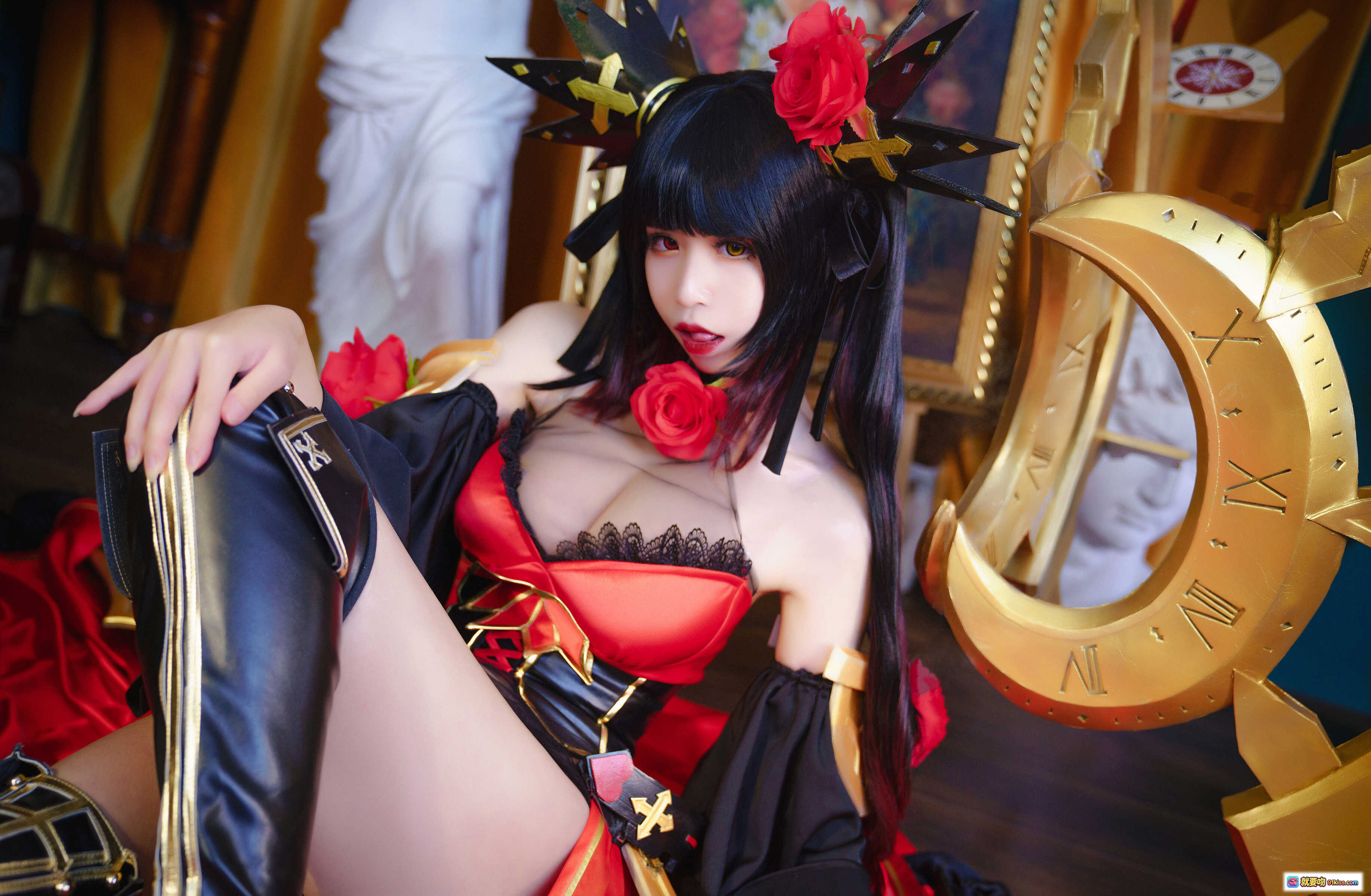 图片[9] - 爱老师约会大作战狂三新皮肤cosplay红黑华丽战服玫瑰装饰双枪造型精致写真 - 就要吻