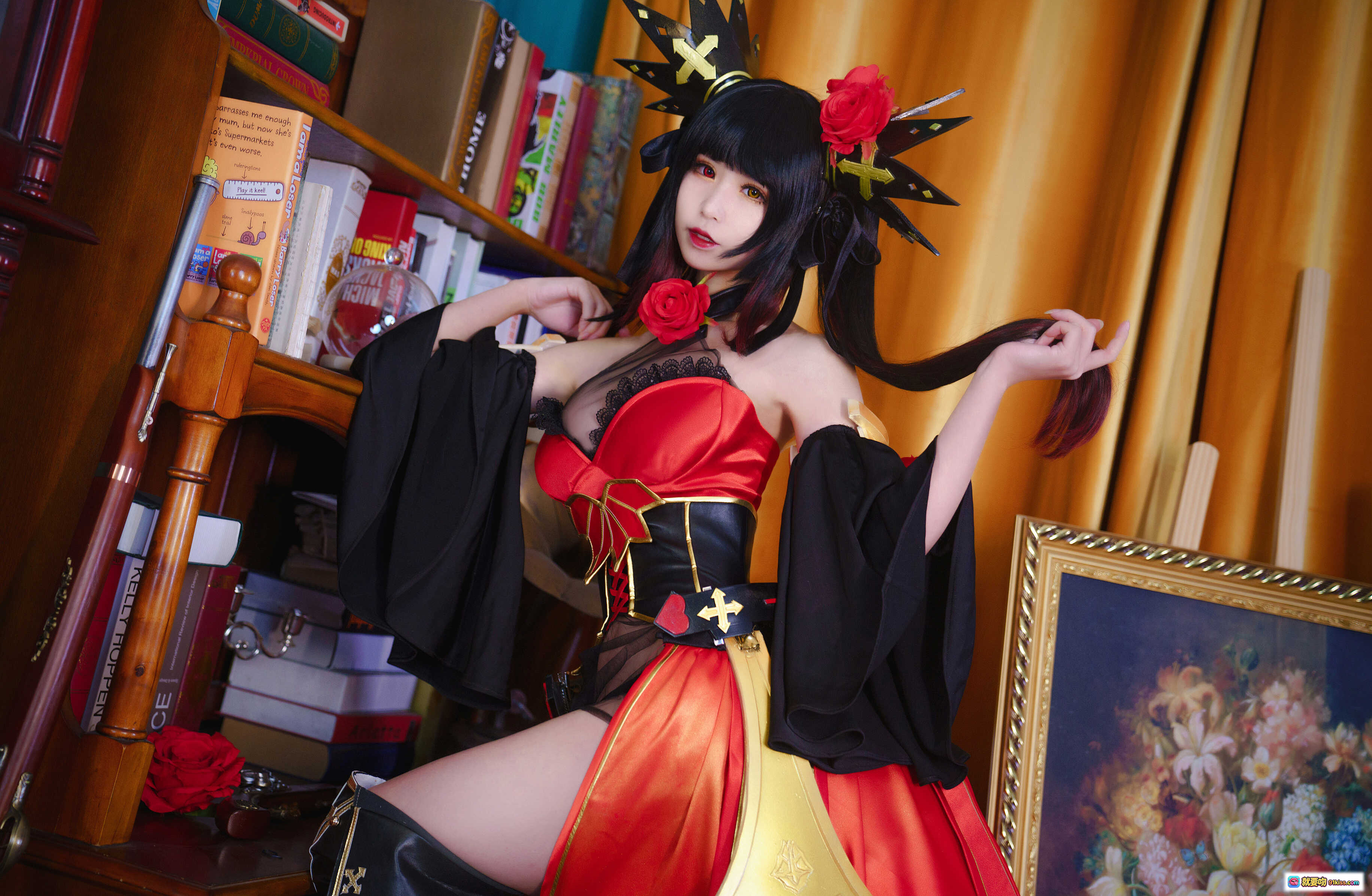 图片[5] - 爱老师约会大作战狂三新皮肤cosplay红黑华丽战服玫瑰装饰双枪造型精致写真 - 就要吻