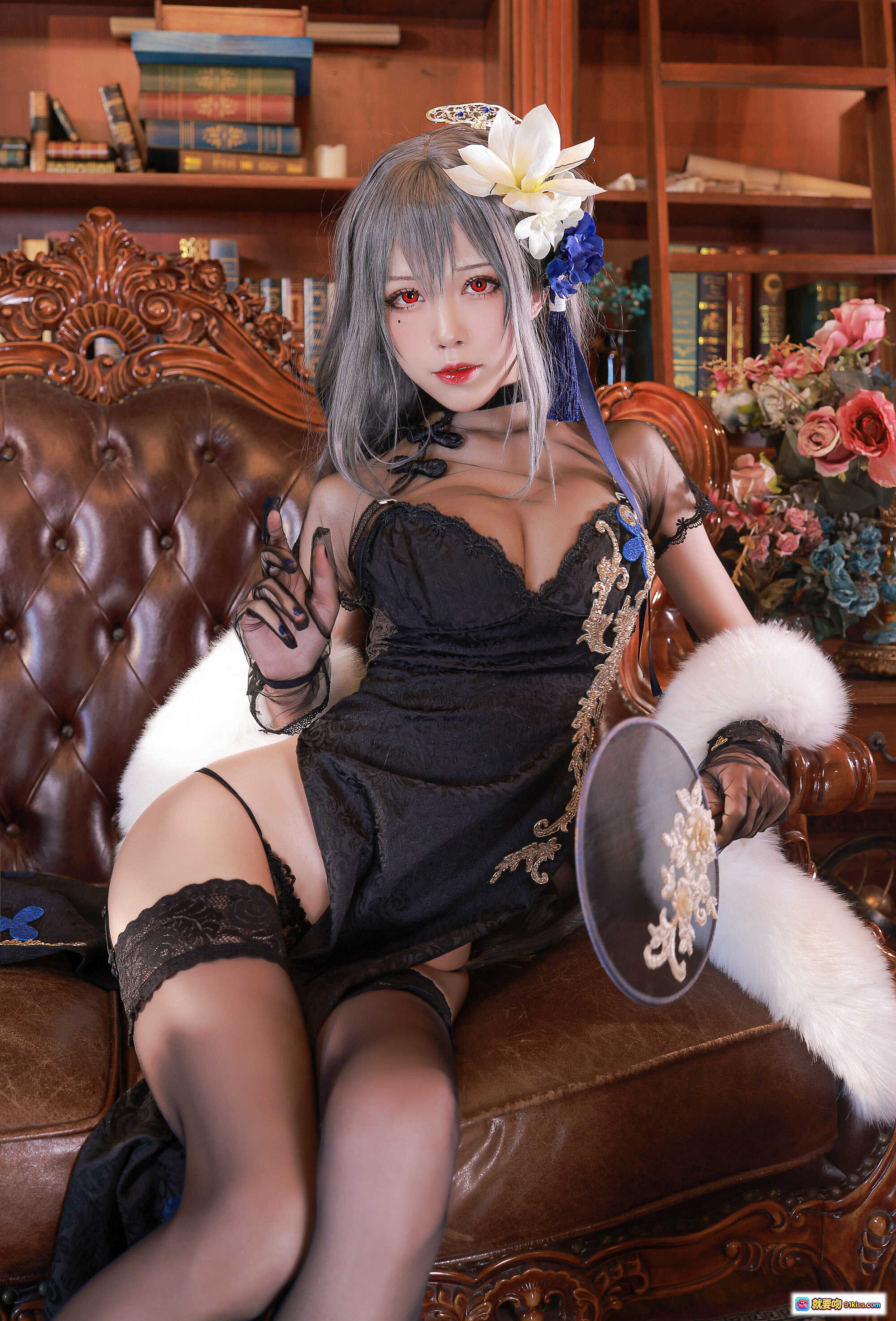 图片[7] - 水淼aqua NO.079新春4套正片 路易九世42 黑丝蕾丝白毛领古风书阁写真 - 就要吻