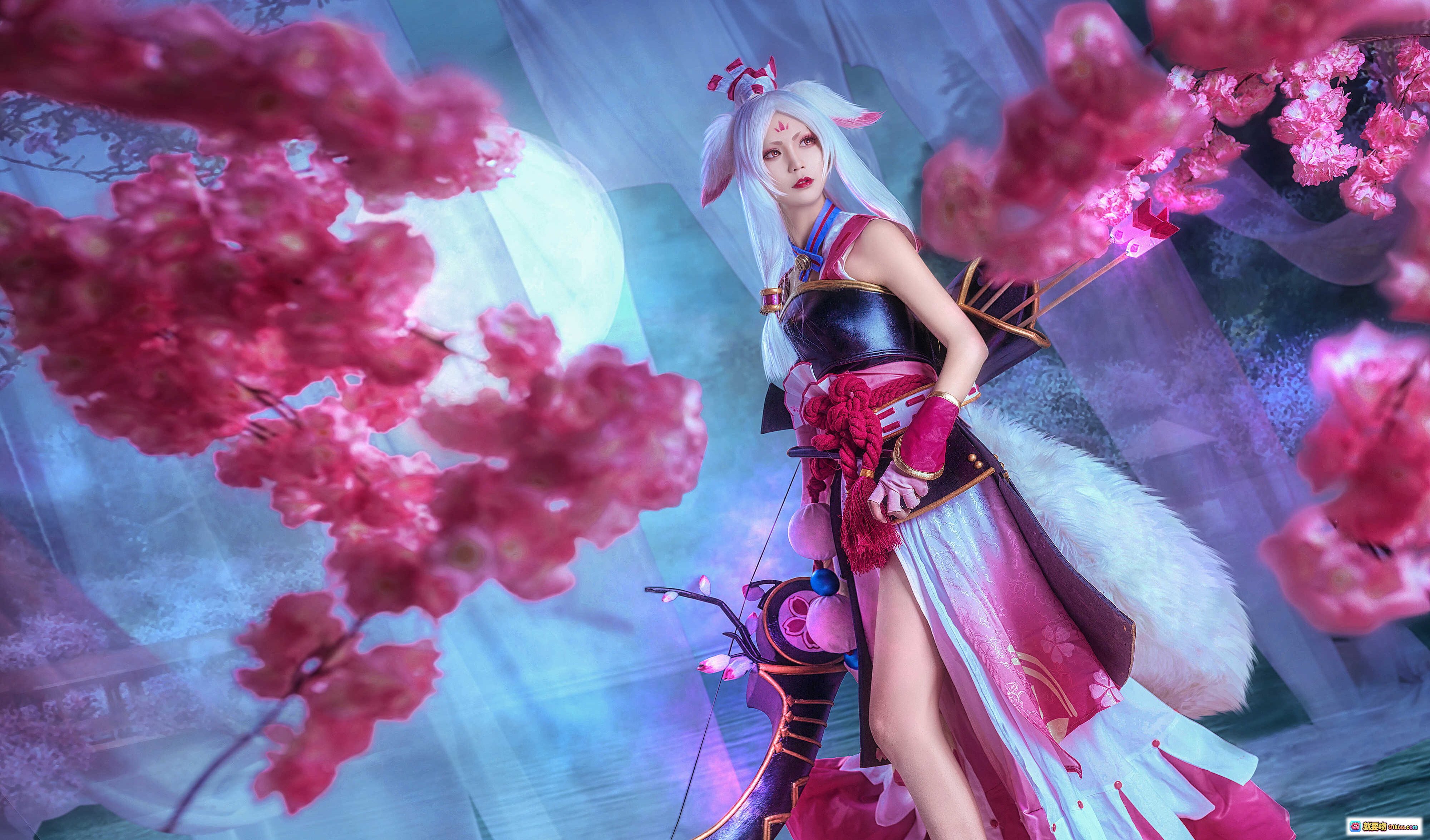 图片[9] - 阴阳师白狼cosplay美图 | 粉樱飞舞战斗姿态 | 北之北VOL.14高清9P写真 | 和风服饰光影特效 - 就要吻