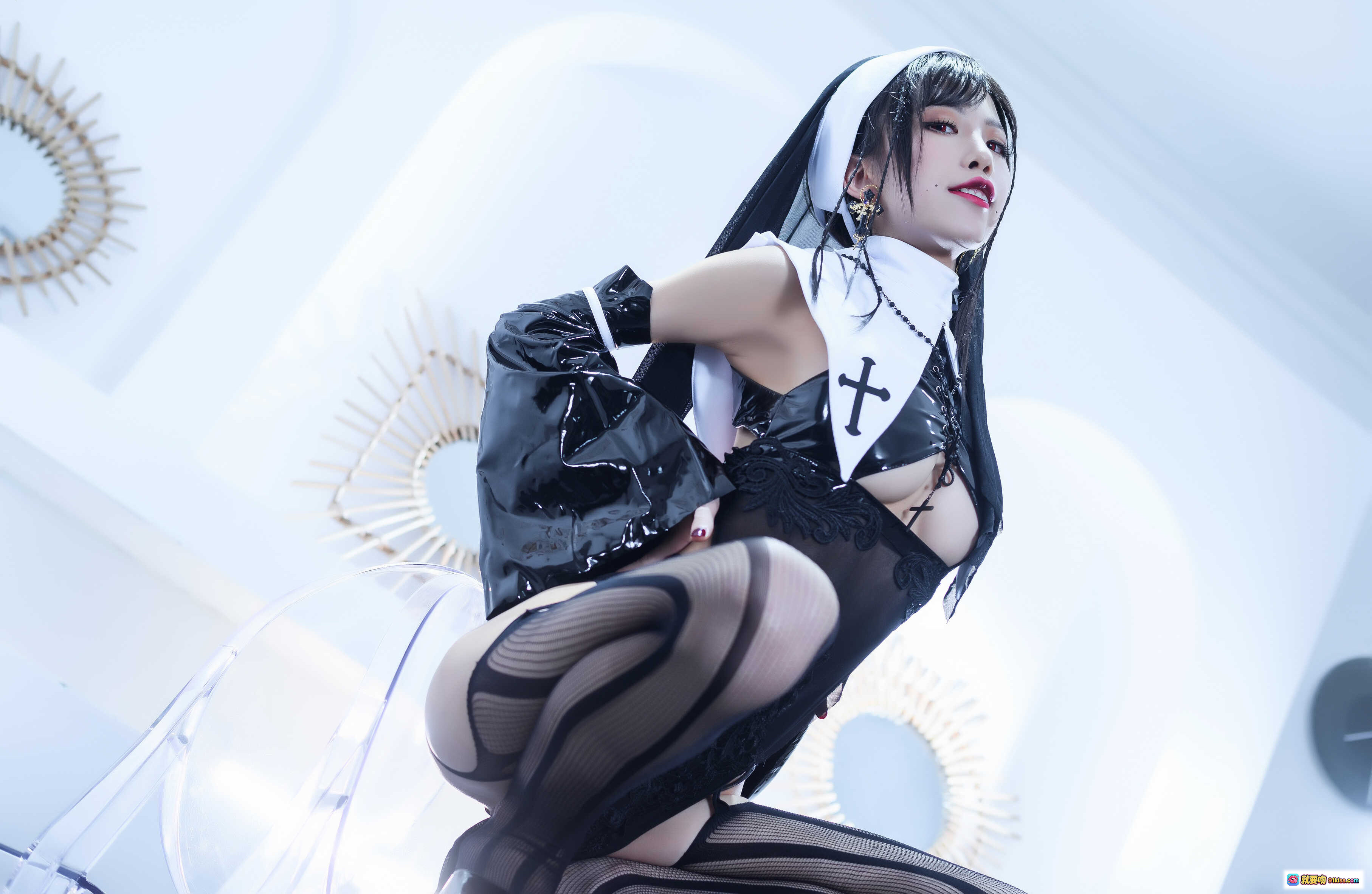 图片[3] - 水淼Aqua NO.050 修女cos写真 42P高清性感黑丝蕾丝透视装室内光影美拍 - 就要吻