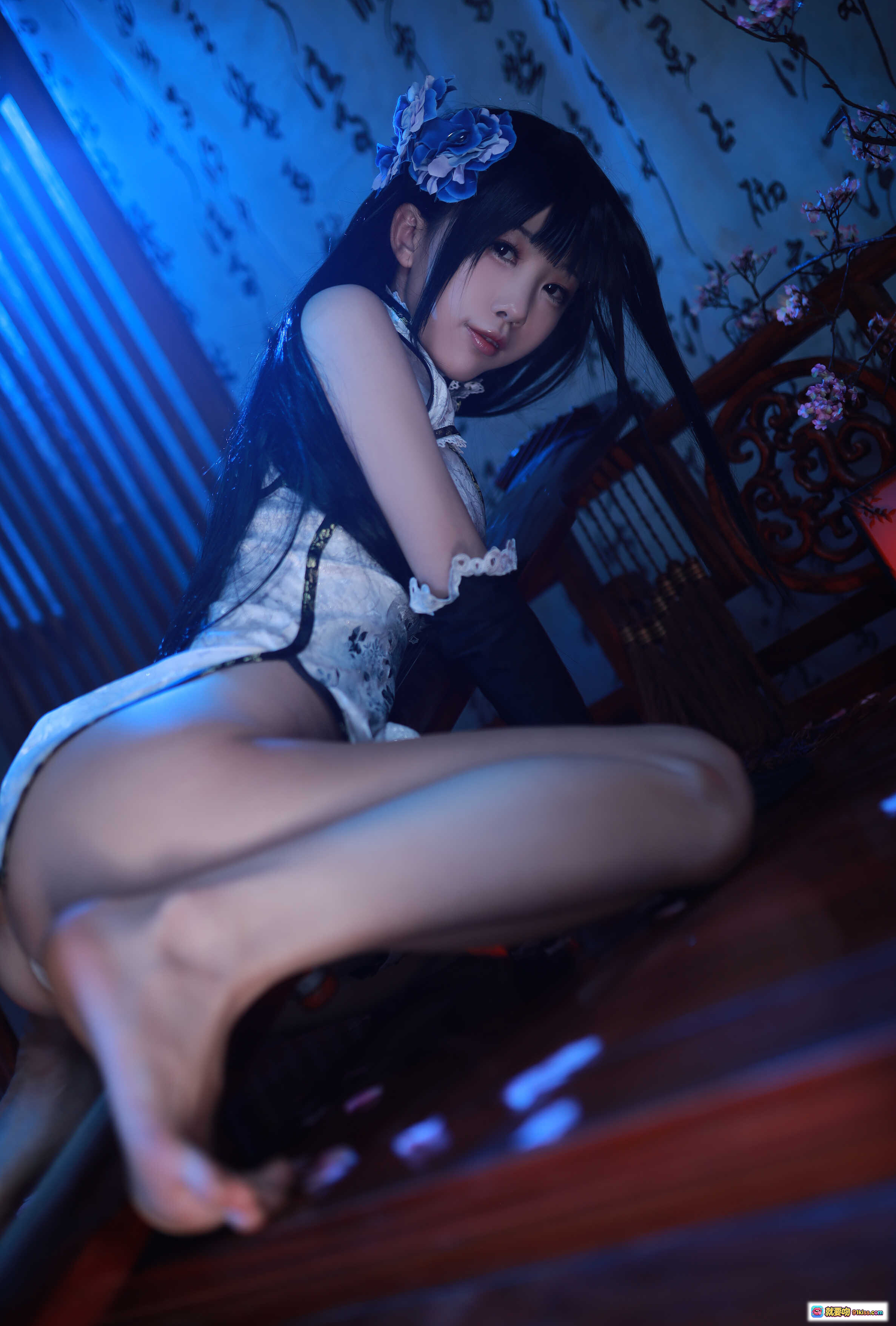 图片[4] - 水淼NO.040金瓶梅三人组cos写真 金发双马尾 黑金和风服饰 日式室内光影 72P高清图集 - 就要吻