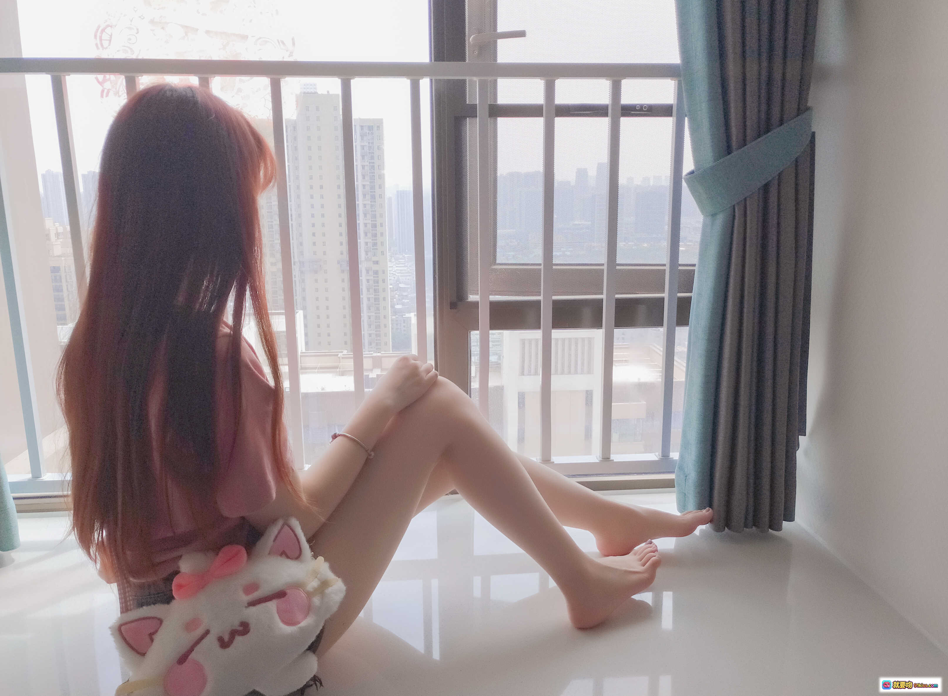 图片[2] - 雪晴Astra NO.019 美腿美足美臀写真 甜美长发黑卫衣粉萌印花少女风高清图集 - 就要吻