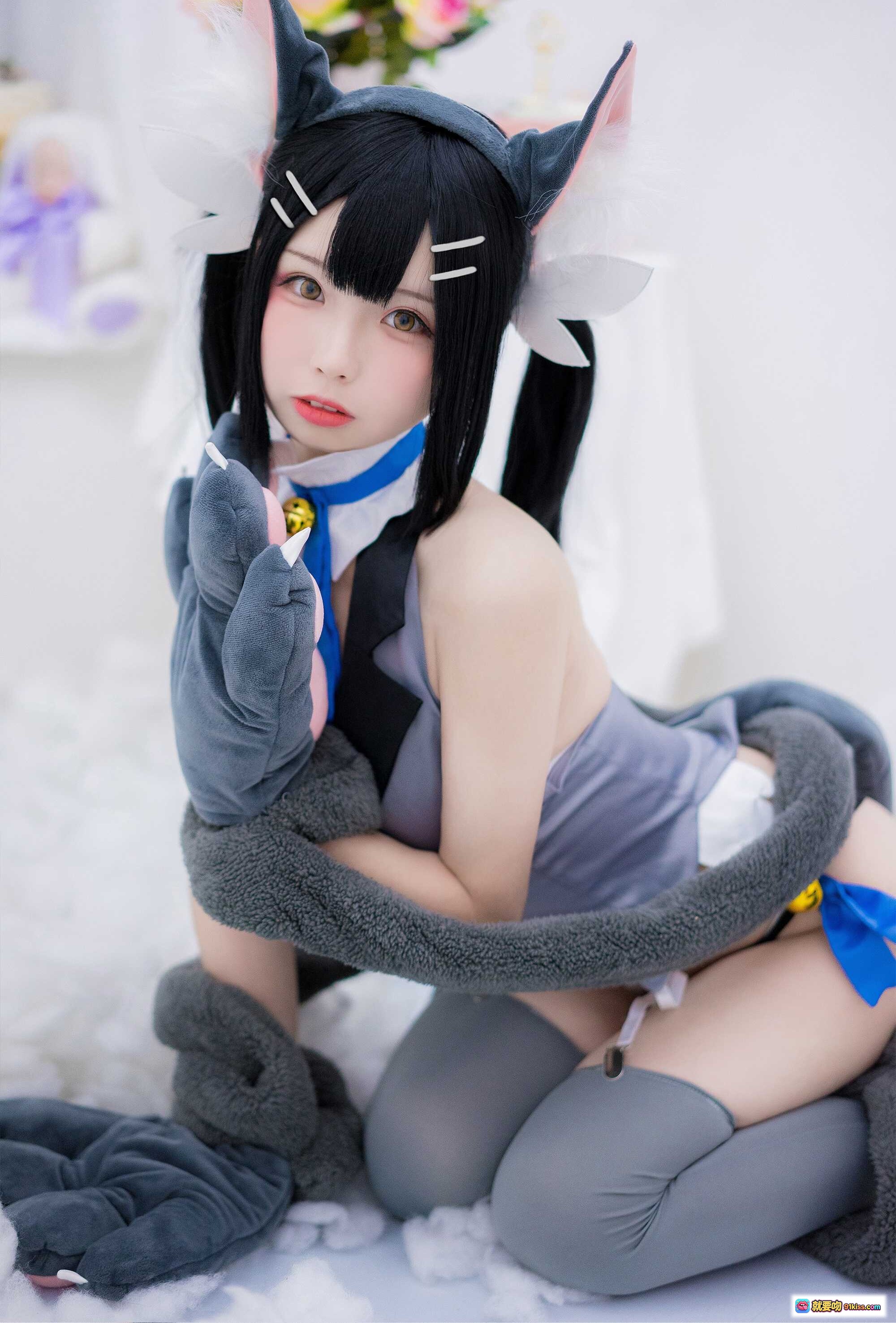 图片[9] - 十万珍吱伏特NO.007卫宫美游cosplay猫耳女仆装灰色长袜毛绒爪套可爱写真12P - 就要吻