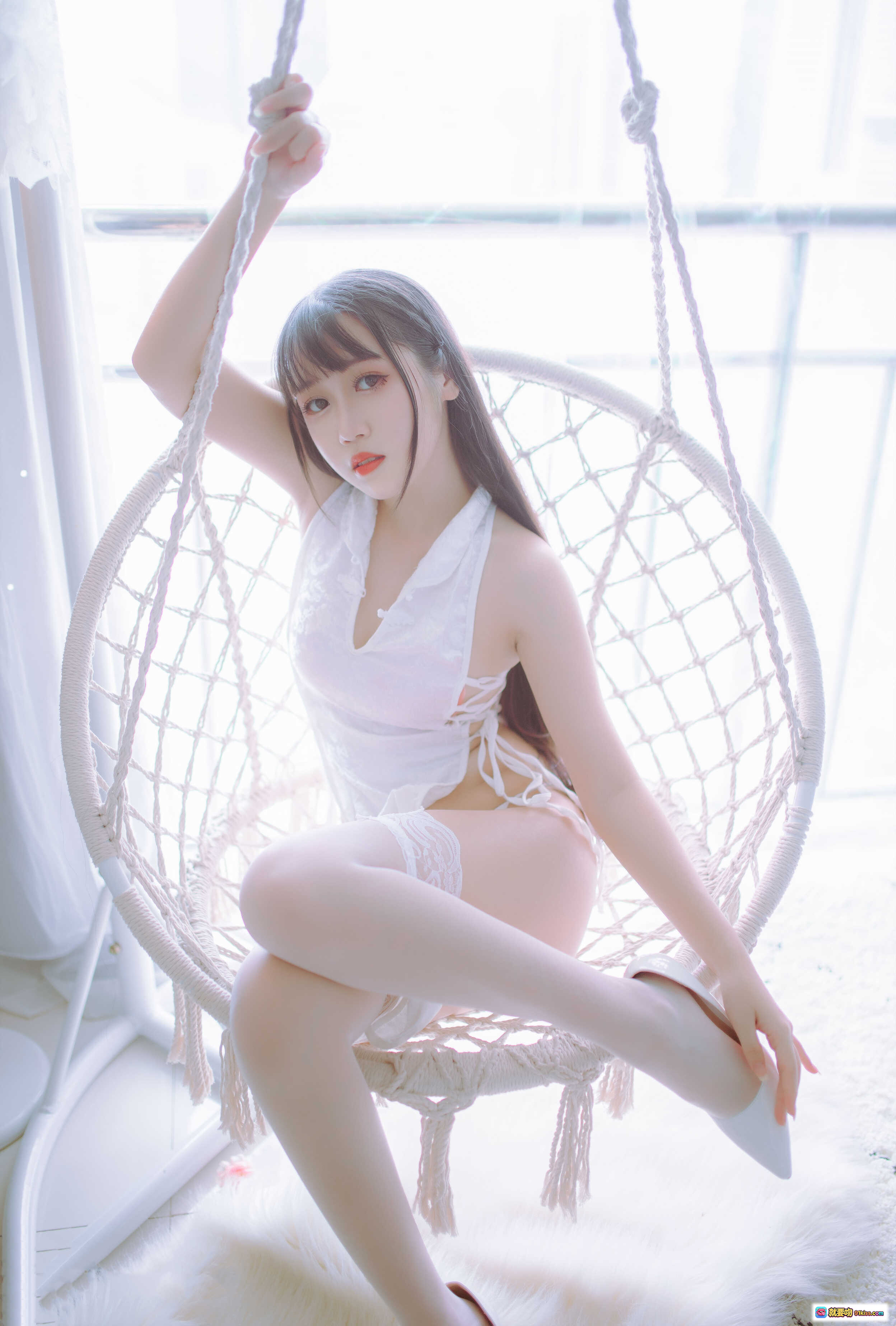 图片[5] - 抖娘利世NO.003黑白旗袍双子写真 41P高清单品 白色系绑带设计 长发马尾清新性感 阳光窗边氛围感美图 - 就要吻