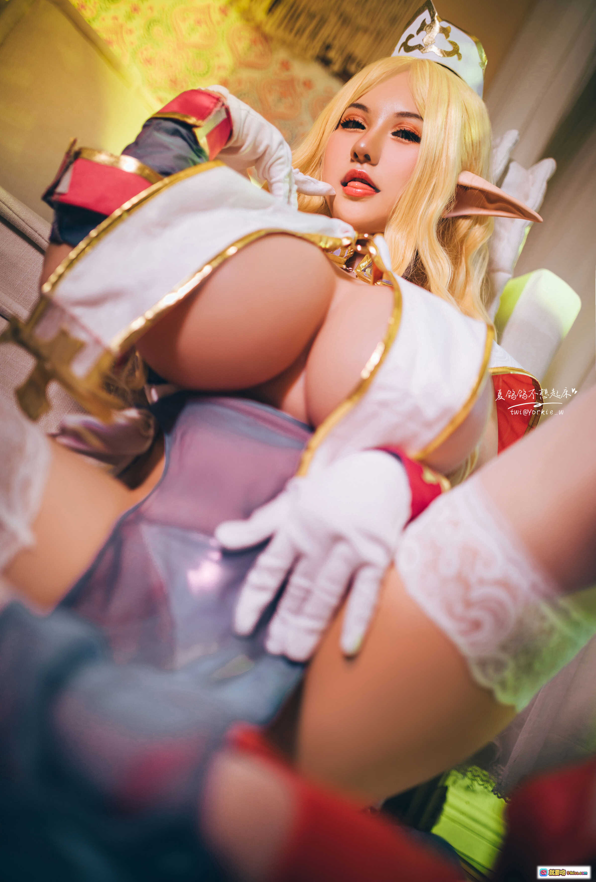 图片[8] - 夏鸽鸽不想起床NO.020精灵村普莉希拉COS写真-金发精灵少女持法杖白丝美腿室内柔光摄影41P - 就要吻
