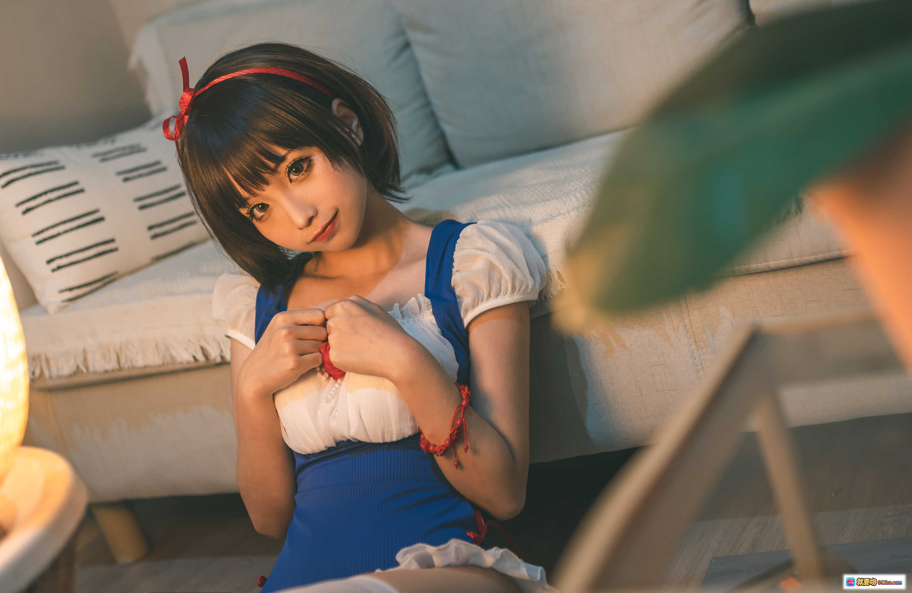 图片[3] - 蠢沫沫NO.009白雪姬写真集 16P高清美图 白色丝袜少女居家风 甜美短发红发带 蓝白女仆装 温馨室内场景 柔光氛围感摄影 - 就要吻