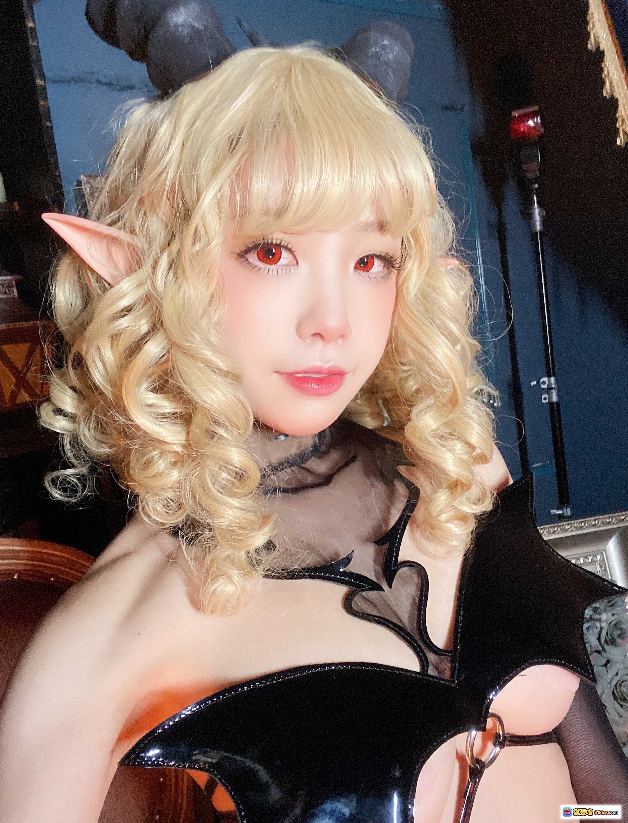 图片[7] - 水淼NO.033魅魔自拍写真｜金发精灵耳黑丝蕾丝内衣链条装饰性感Cosplay私房照 - 就要吻