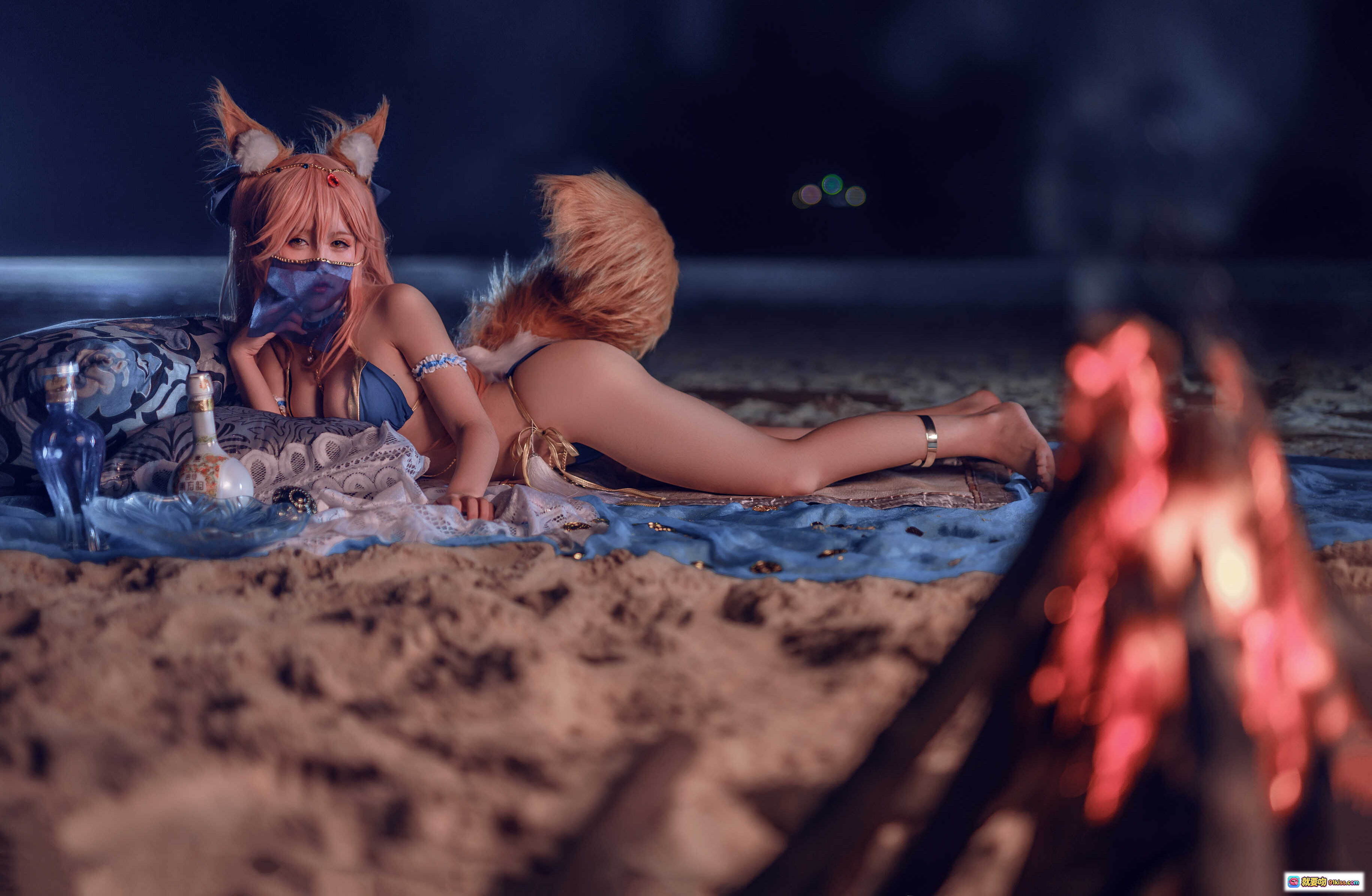 图片[2] - 一笑芳香沁NO.004舞娘Cosplay写真｜粉发狐耳少女比基尼造型｜户外柔光氛围感美图 - 就要吻