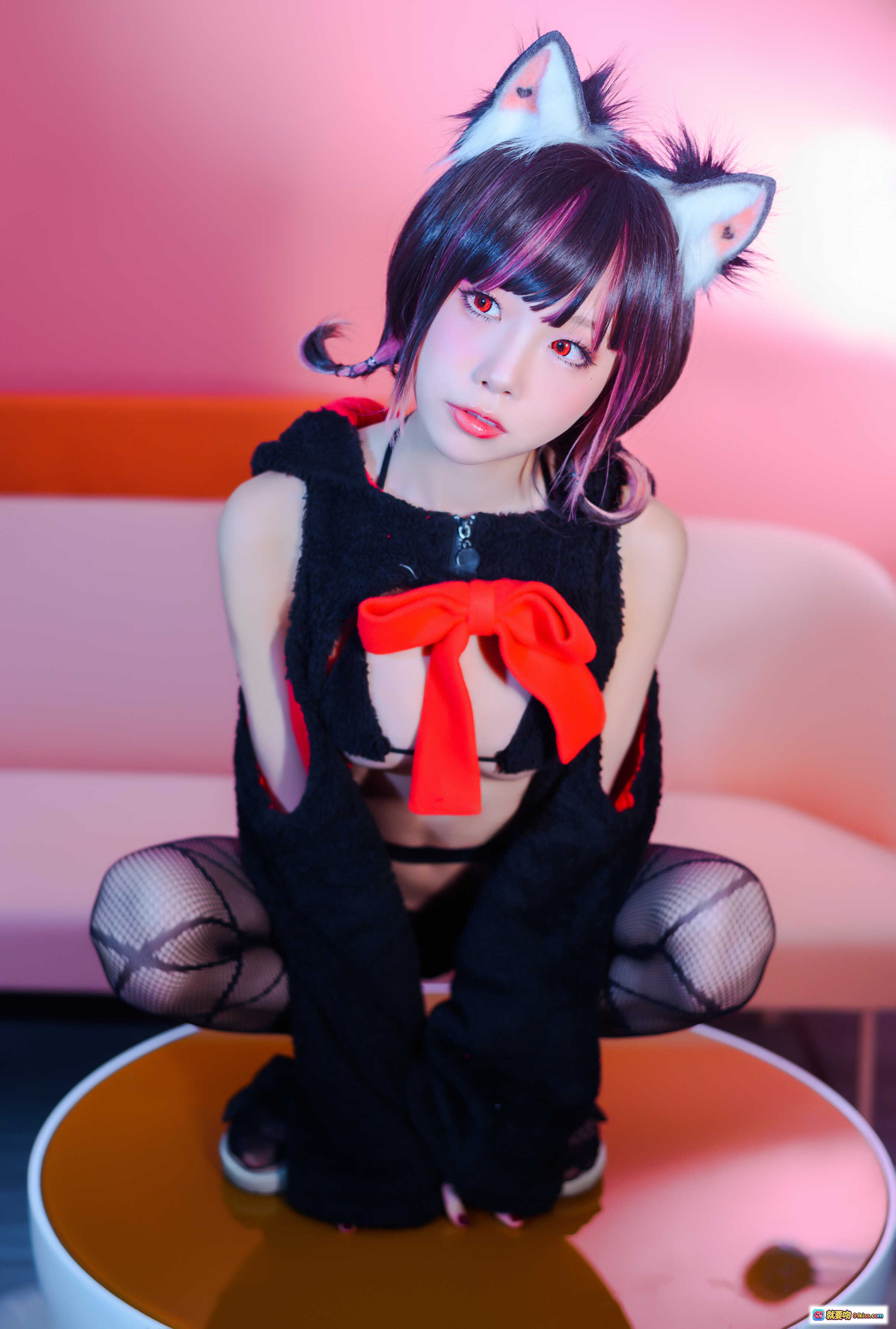 图片[8] - 水淼Aqua NO.051 礼物喵 Cosplay 猫耳黑丝网袜红蝴蝶结性感写真 42P 137MB - 就要吻