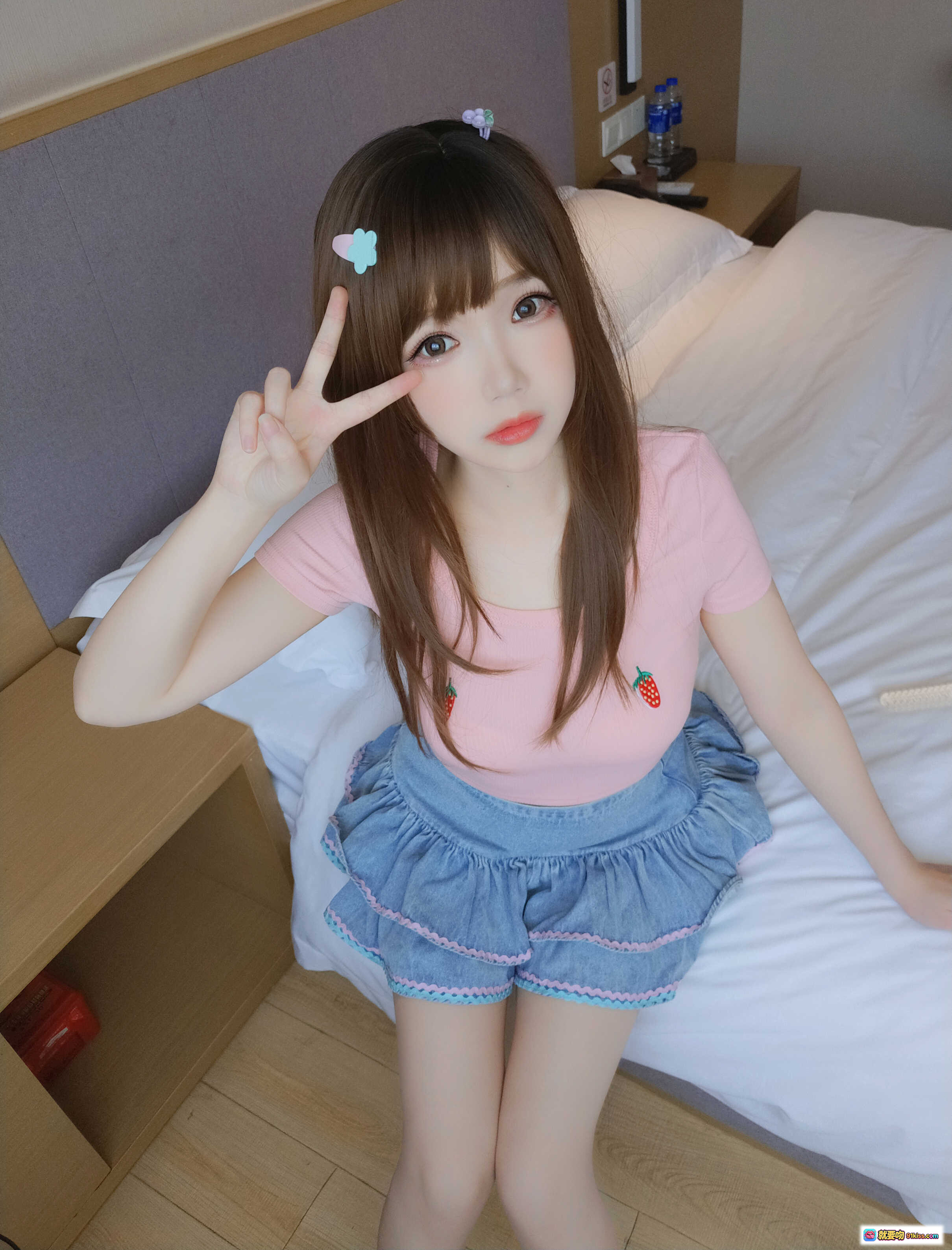 图片[2] - 雪晴Astra NO.030 短裙妹妹甜美穿搭粉色上衣牛仔裙蝴蝶发夹酒店床拍写真140P - 就要吻