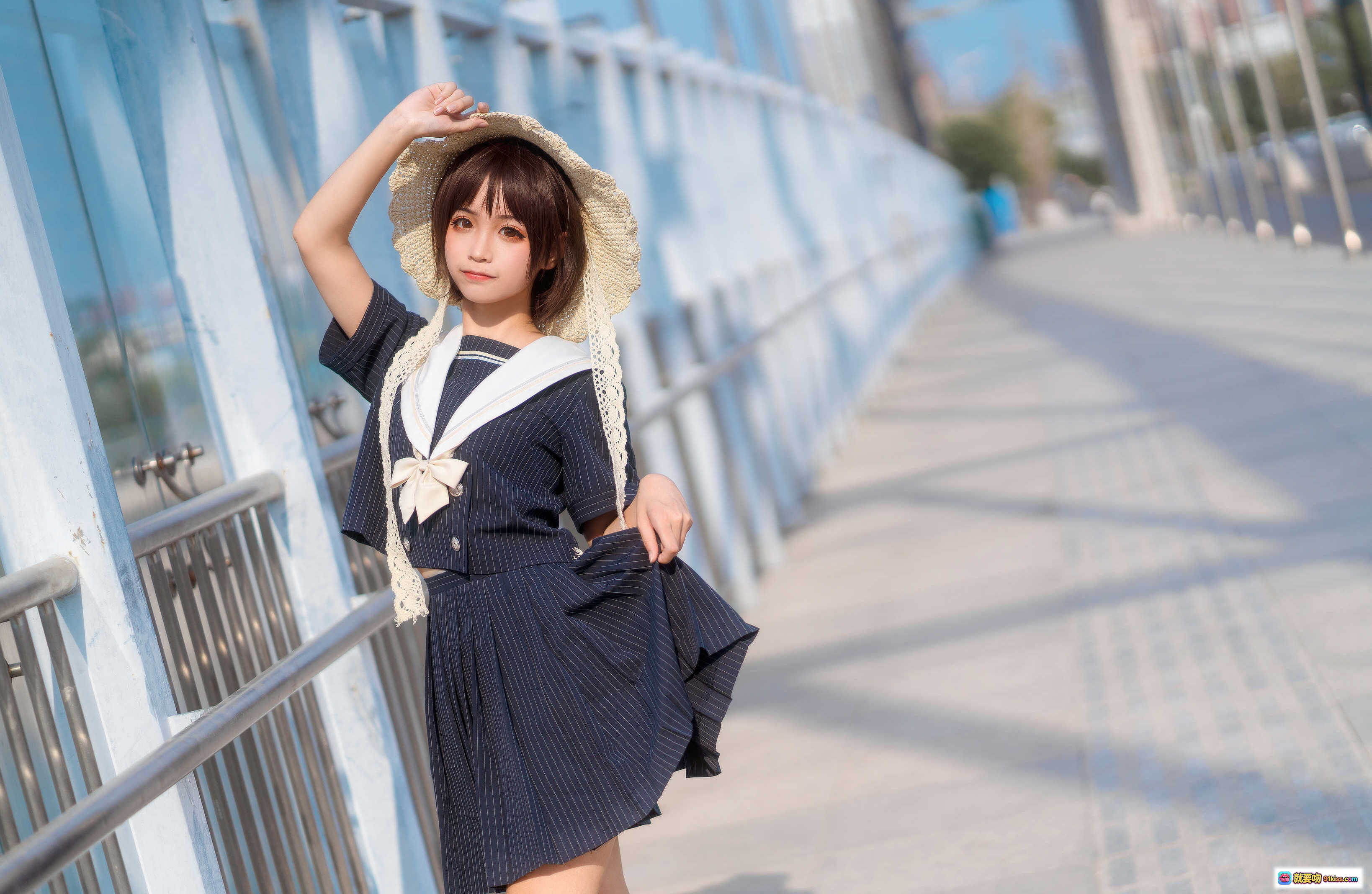 图片[2] - 蠢沫沫NO.003 JK制服写真｜深蓝百褶裙+黑色中筒袜+厚底皮鞋｜校园风美腿特写 - 就要吻