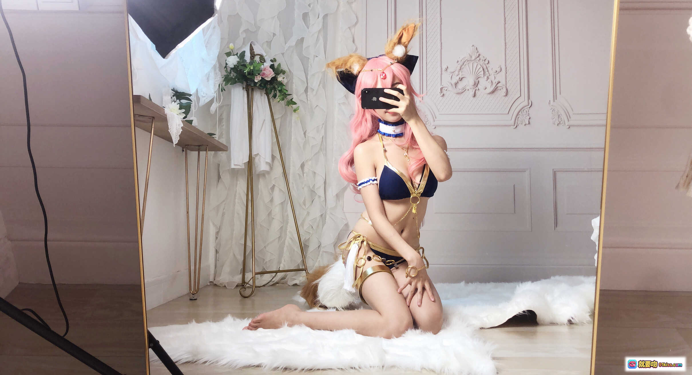 图片[8] - 抖娘利世NO.049玉藻前舞娘写真｜金色系绑带装饰｜性感腰臀曲线｜精致手环配饰｜和风美学摄影集 - 就要吻