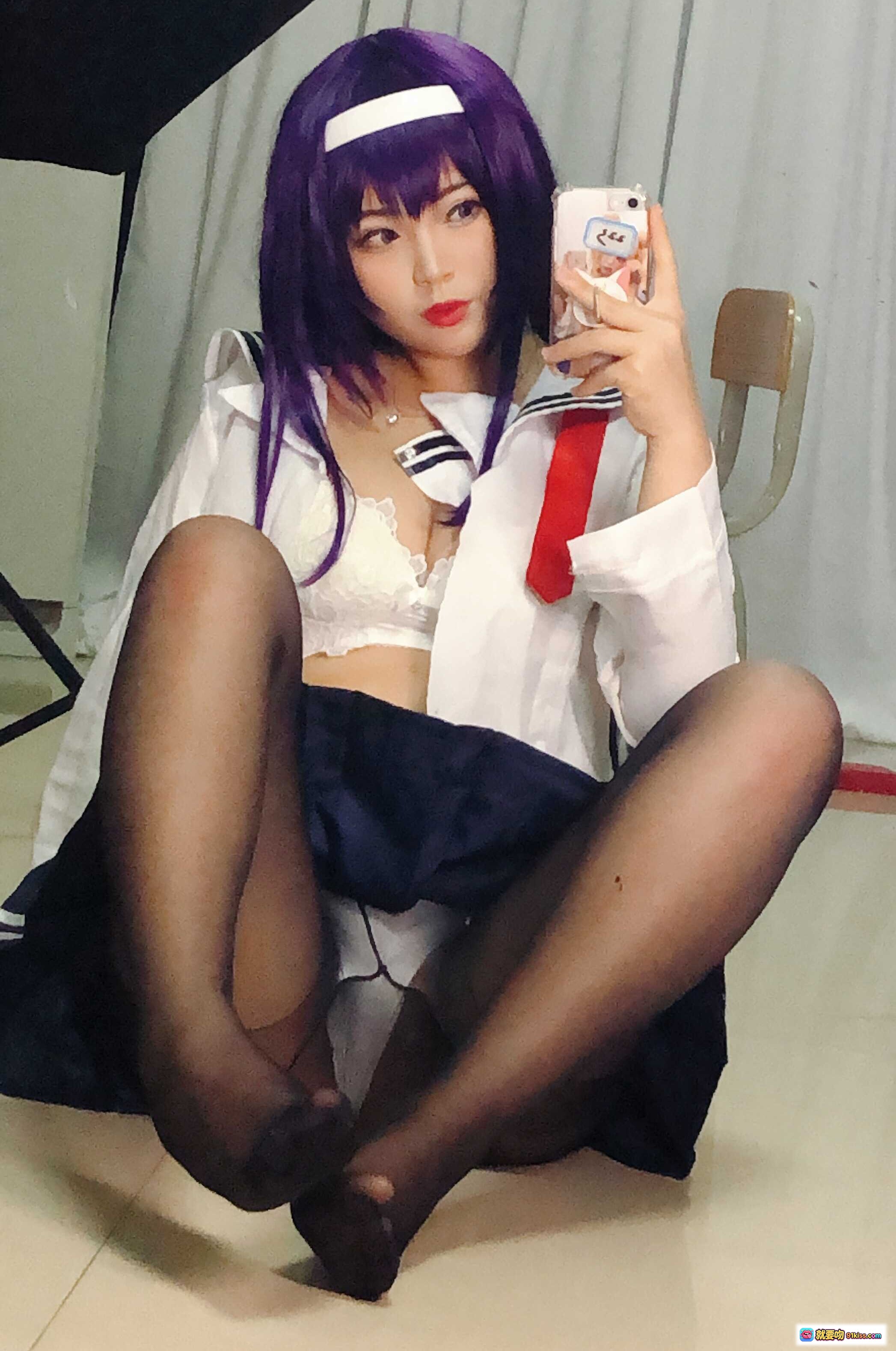 图片[3] - 白烨Vol.019紫发学姐校服自拍写真 白衬衫蕾丝内衣黑丝短裙美腿镜前自拍性感可爱风 - 就要吻