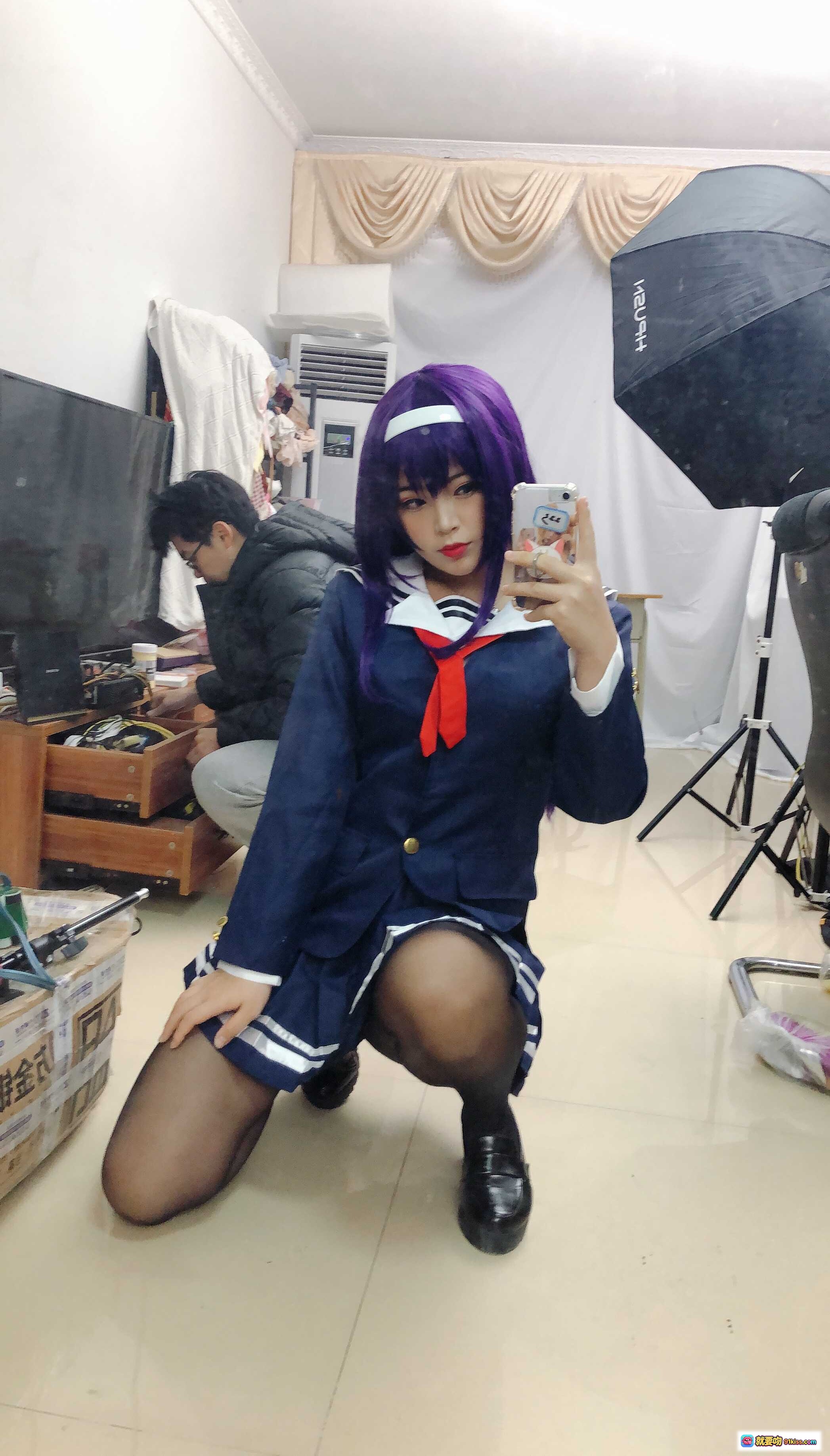 图片[7] - 白烨Vol.019紫发学姐校服自拍写真 白衬衫蕾丝内衣黑丝短裙美腿镜前自拍性感可爱风 - 就要吻